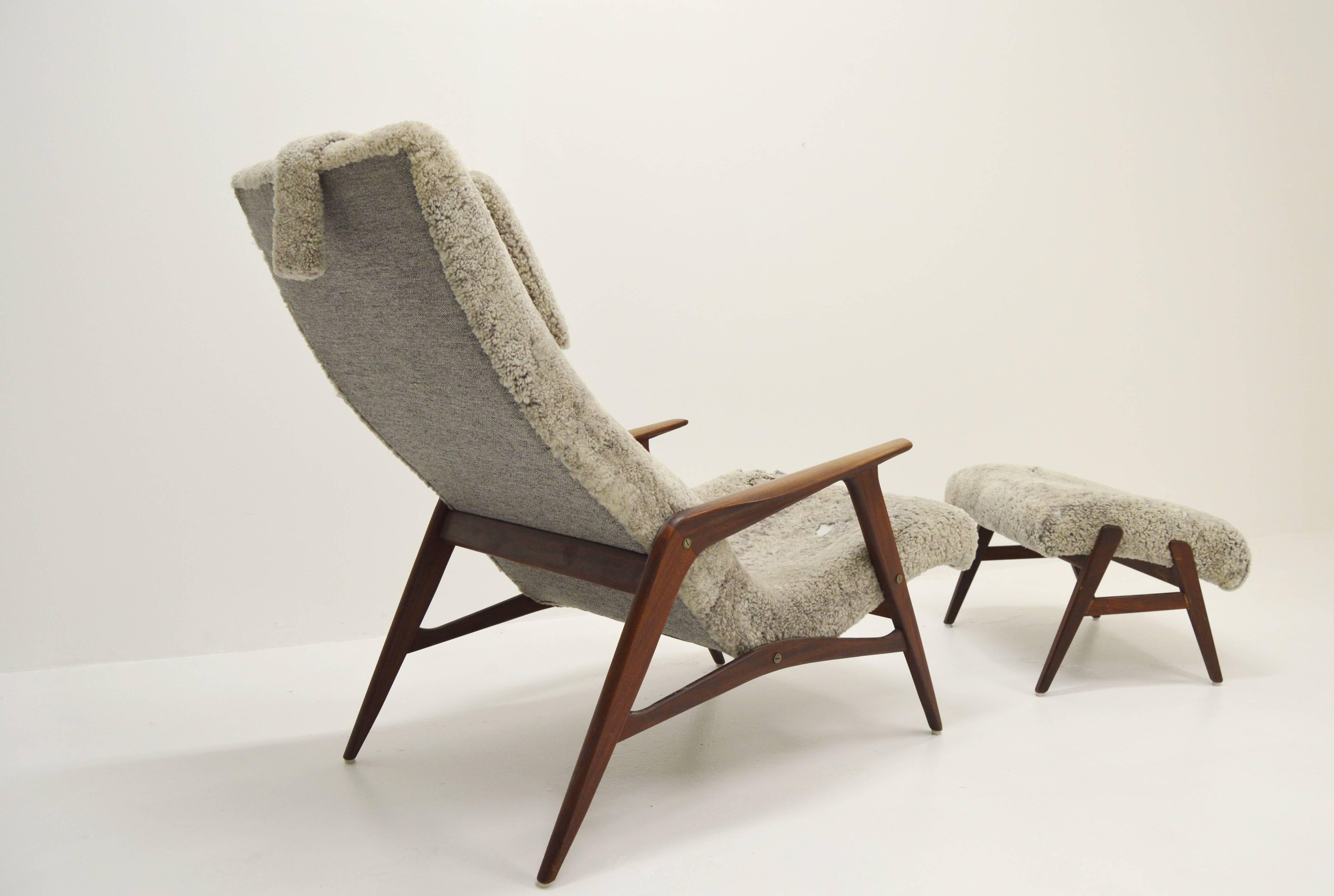 Rare lounge chair and ottoman from Jio Möbler in Jönköping, Sweden, circa 1960.

This chair is sold as renovation object since the upholstery of sheepskin is broken and need a new upholstery. Wood frame in very good condition on the chair.
 