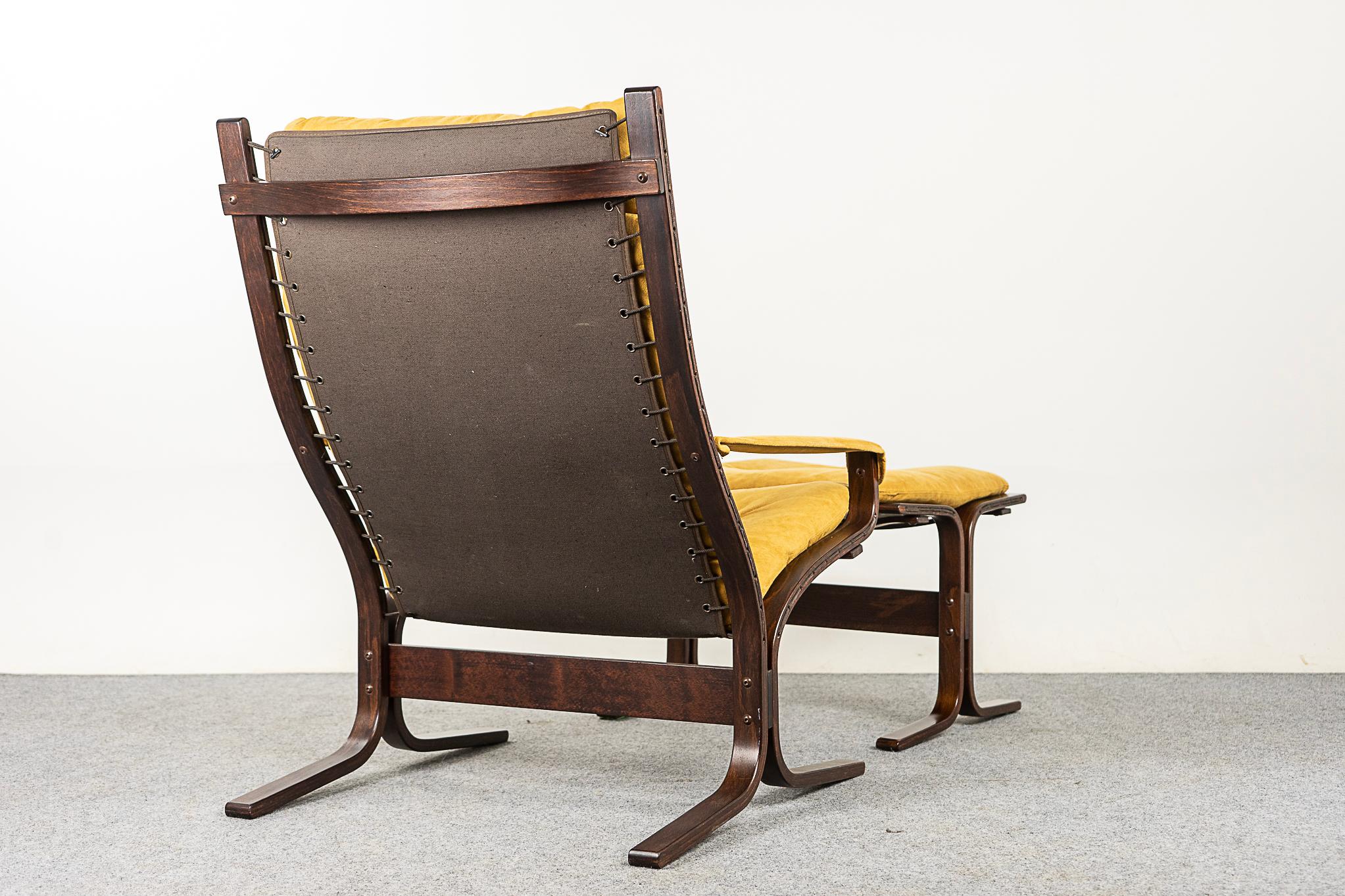 Siesta Lounge Chair + Footstool by Ingmar Relling 5