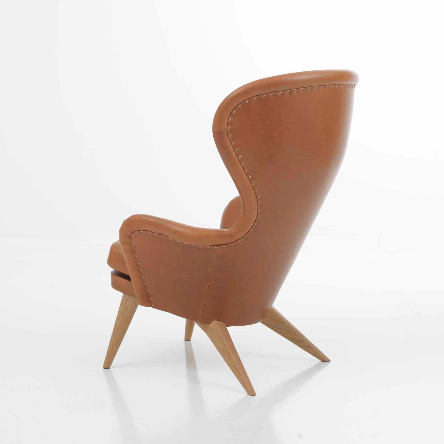 Finnish Siesta Lounge Chair in Cognac Leather Design by Carl-Gustaf Hiort Af Ornäs For Sale