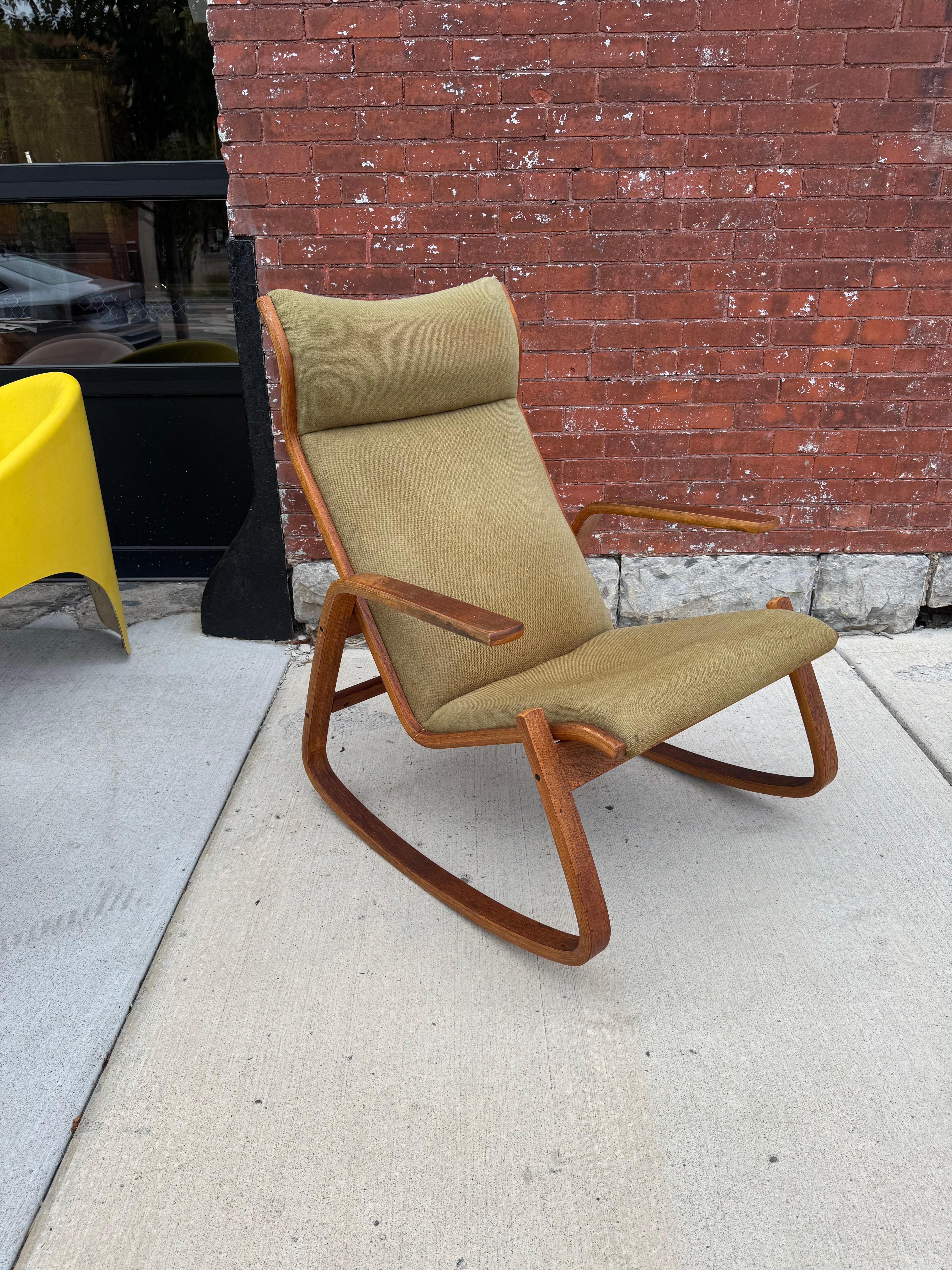 Silla mecedora Siesta de Ingmar Relling para Westnofa de Noruega Tela en venta