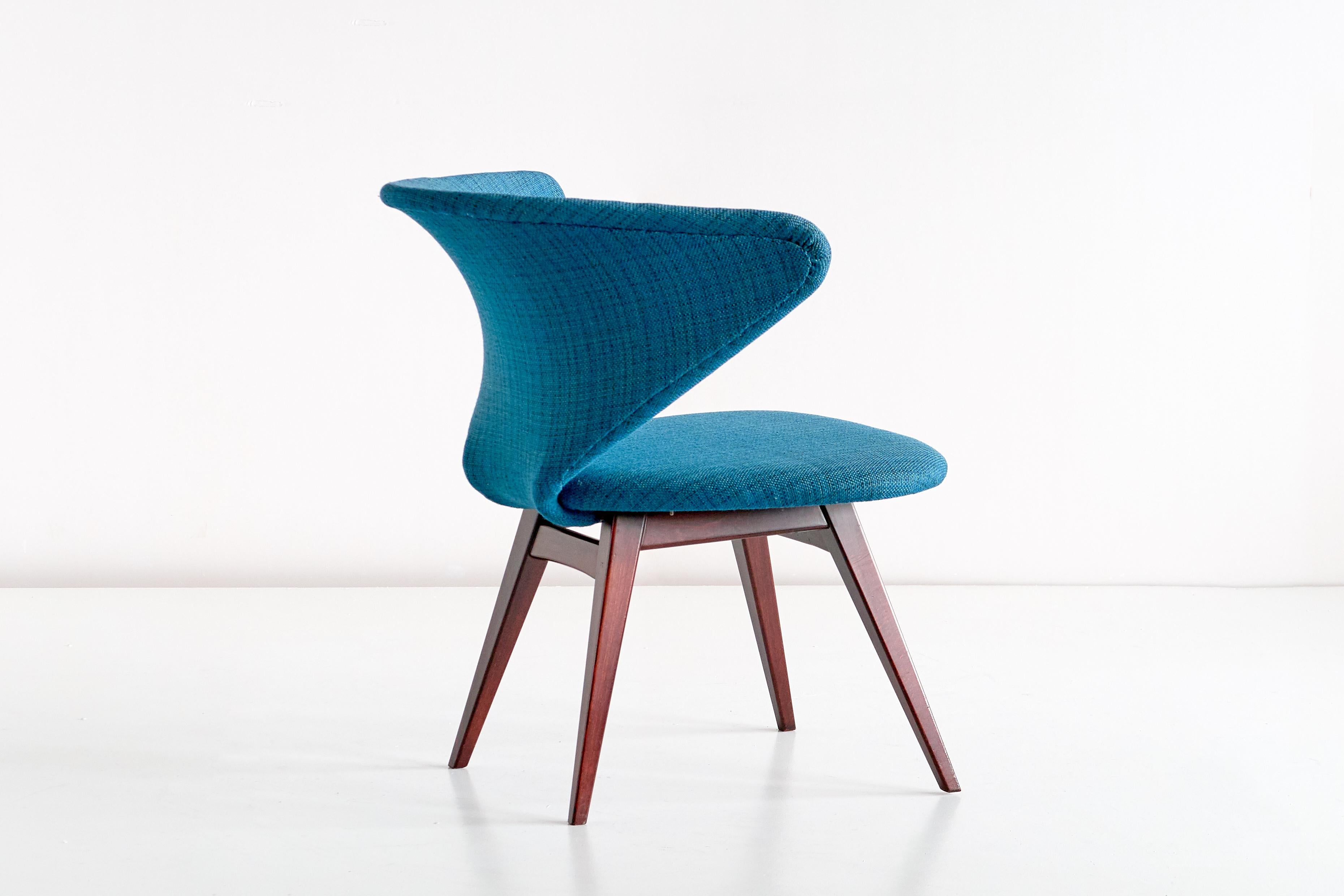 Scandinavian Modern Sigfrid Ljungqvist Wing Shaped Chair, Petrol Blue Fabric and Beech, Sweden, 1958 For Sale