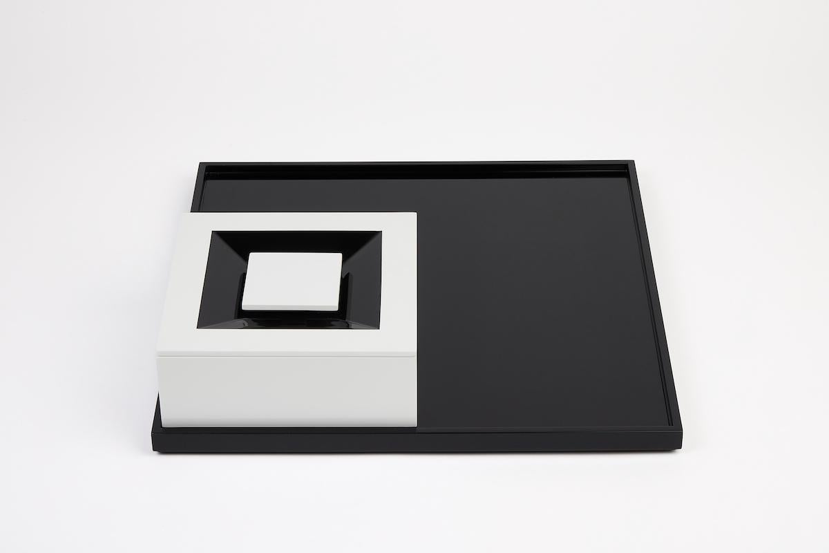 SIGN Box, Milky White & All Black by Reda Amalou In New Condition For Sale In Paris, FR