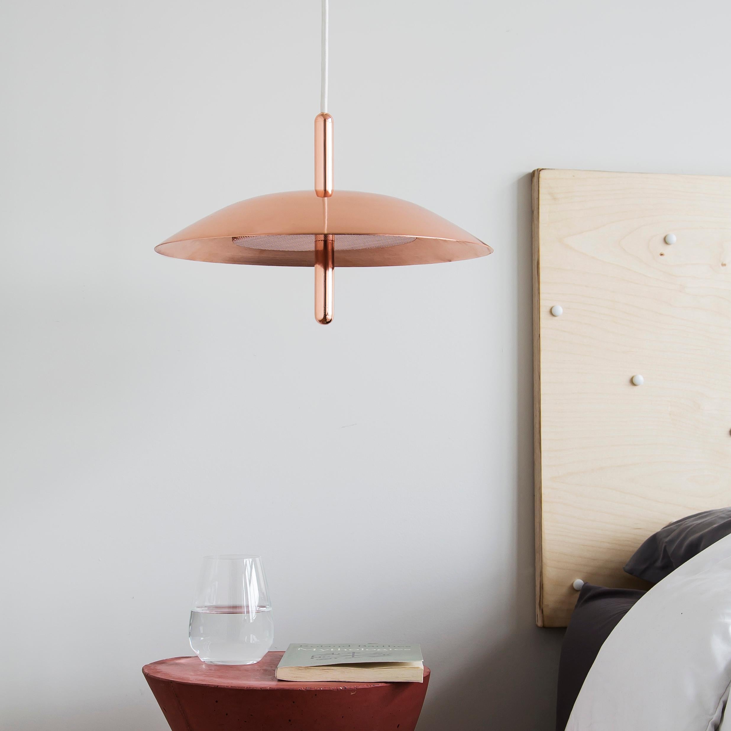 Lampe à suspension Signal de Souda, noire et en nickel, fabriquée sur commande Neuf - En vente à Brooklyn, NY