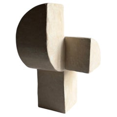 Scultura Signal Warm Beige in fibrocemento e gesso di Rachael Heritage