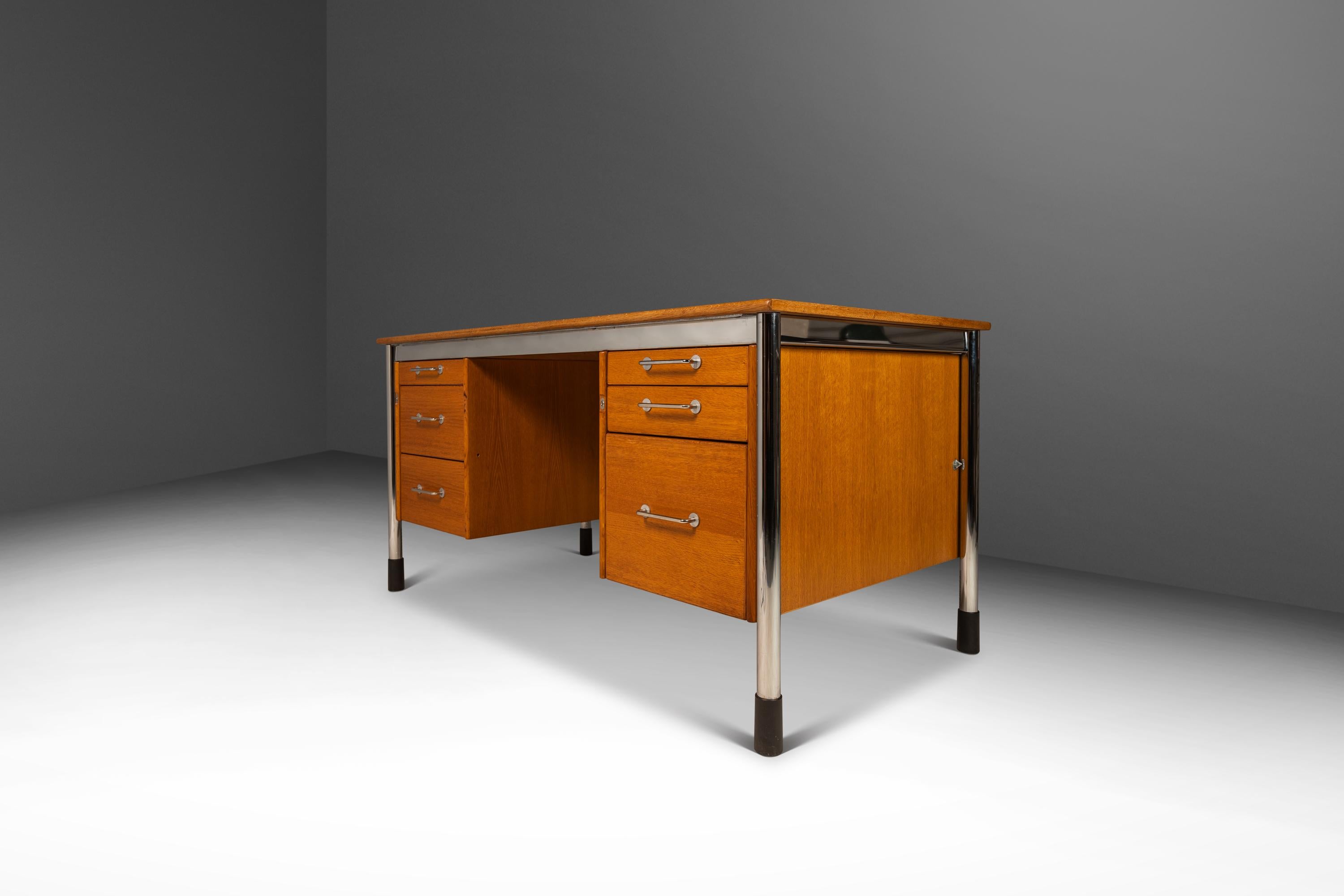 Post-Modern 'Signatur' Executive Desk in Honey Oak, Tord Bjorklund for IKEA, Sweden, c. 1980