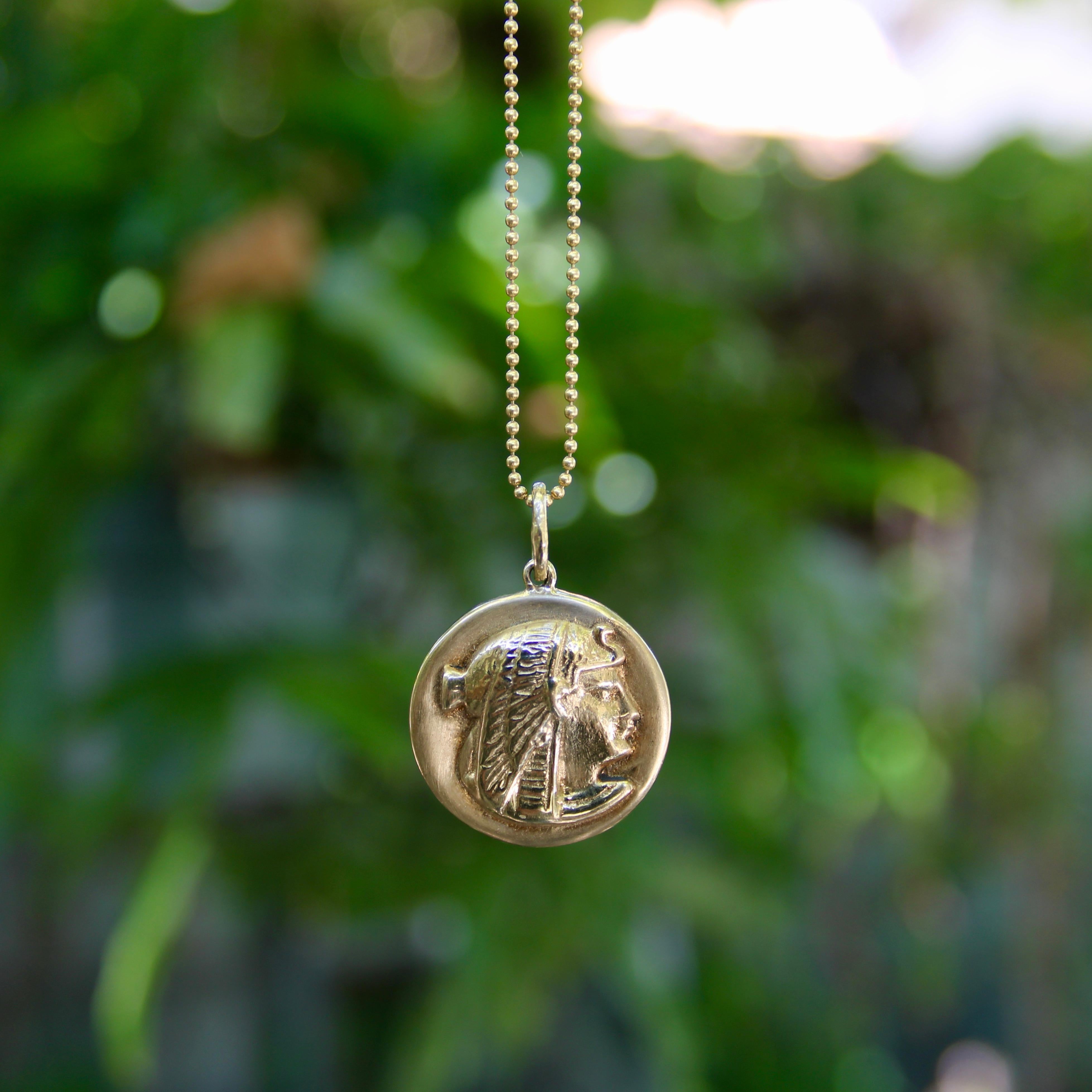 Unterschrift 14K Gold ägyptischen Wiedergeburt Nekhbet Charme oder Anhänger im Angebot 3
