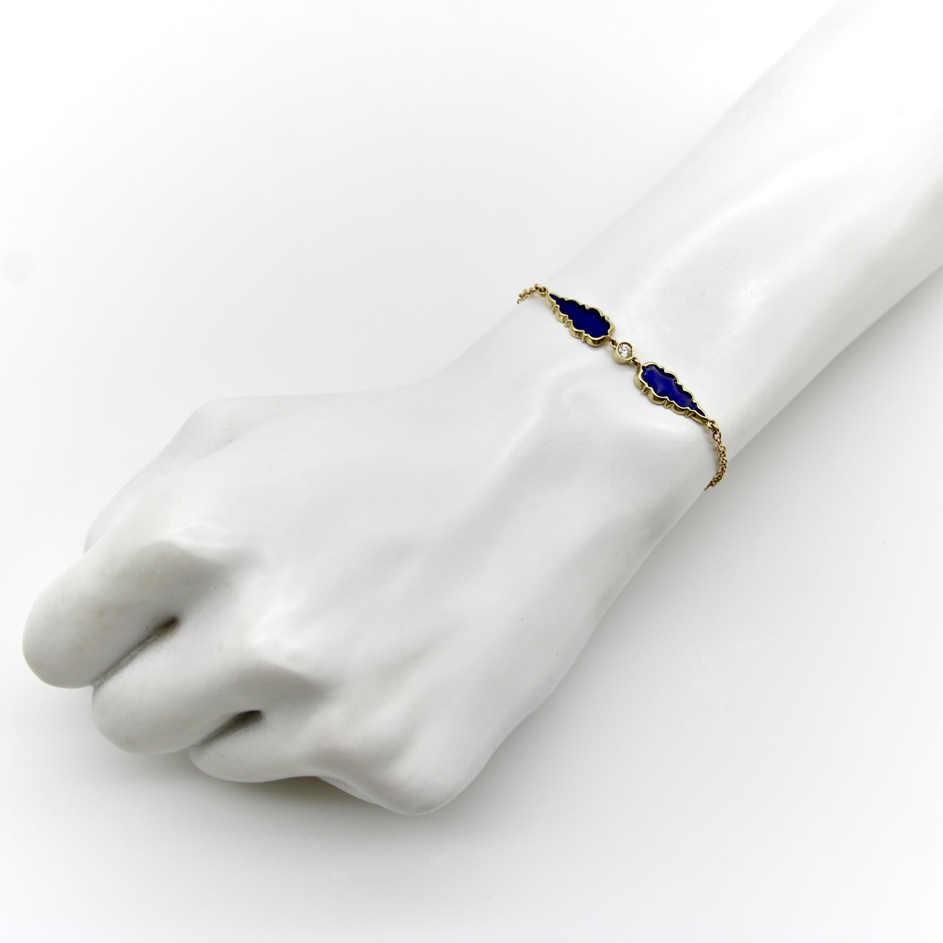 Bracelet en or 14K Signature Gothic Teardrop Diamond and Blue Enamel en vente 1