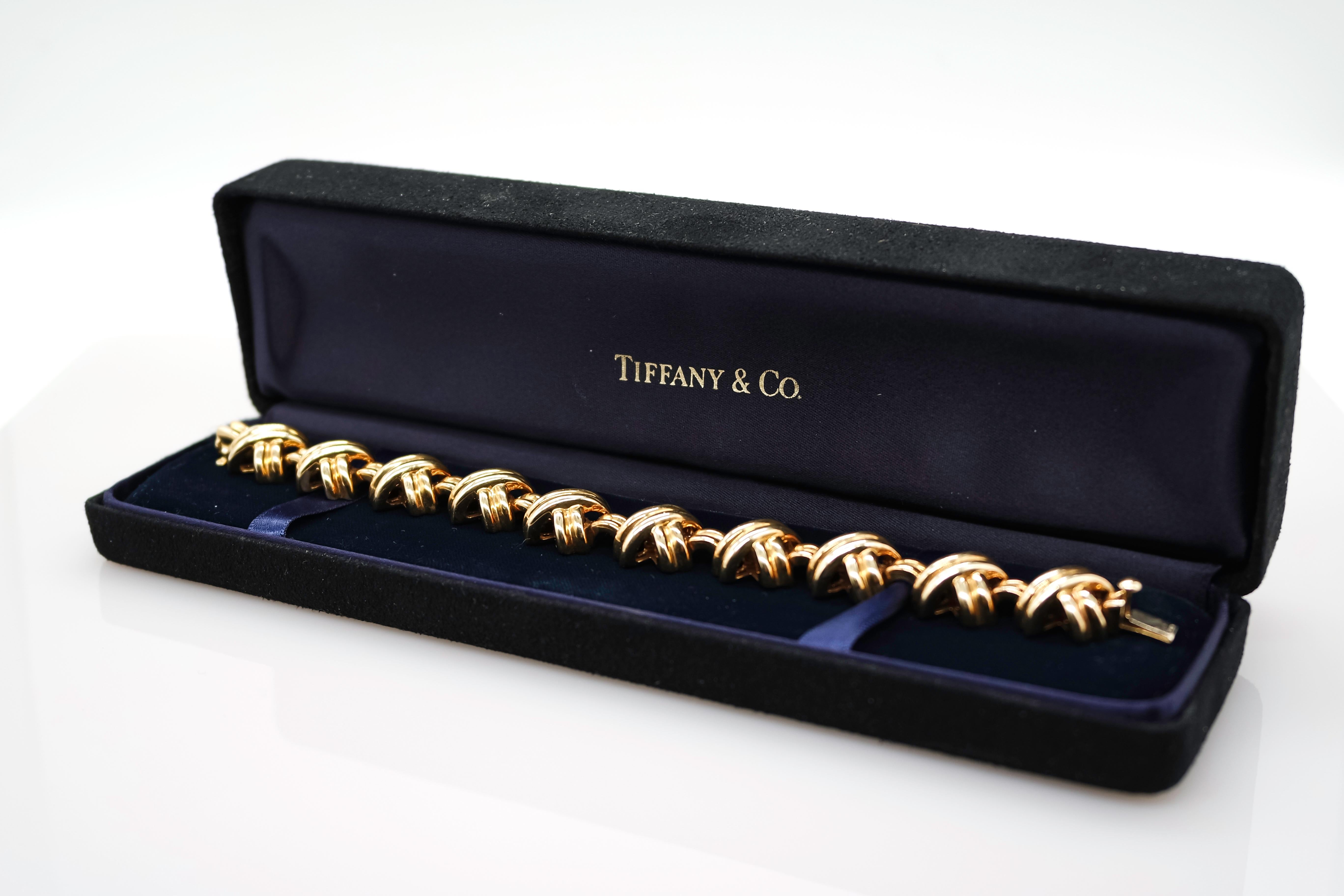 Women's Signature Collection Full Parure by Tiffany & Co.