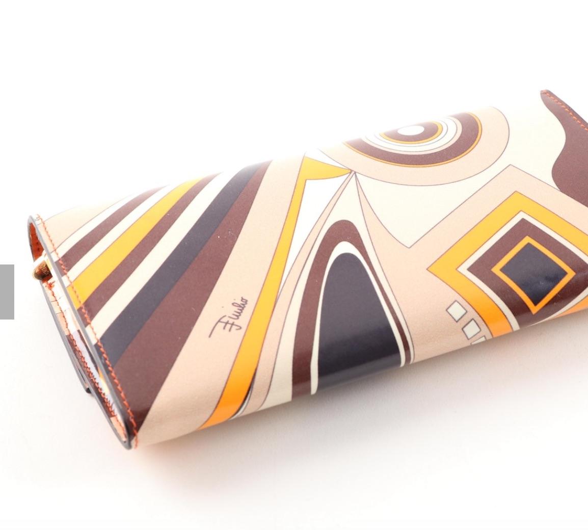 Gray Signature Emilio Pucci Leather Wallet-Made In Italy For Sale