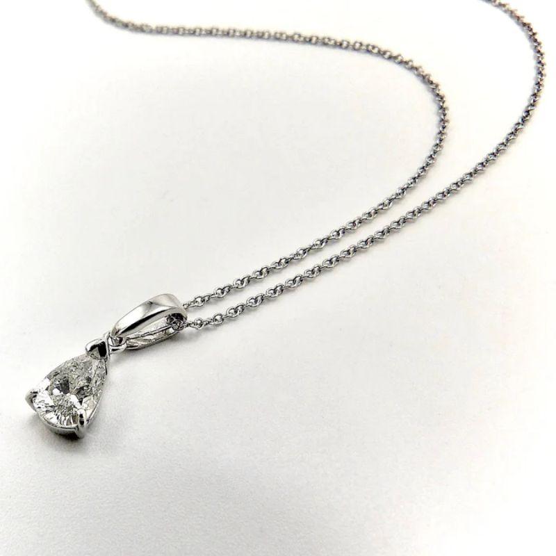 Contemporain Collier signature en forme de poire avec monture en or 18 carats et chaîne en or 14 carats en vente