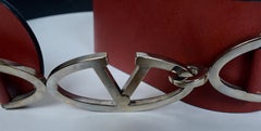 Signature Valentino Garavani Women's V logo Signature Leather Belt, New & Unworn