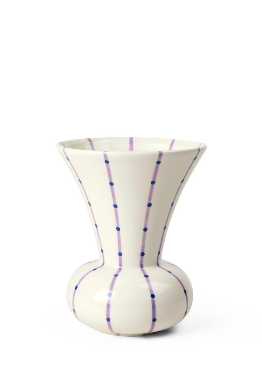 Signature Vase, Purple In New Condition For Sale In New York, NY