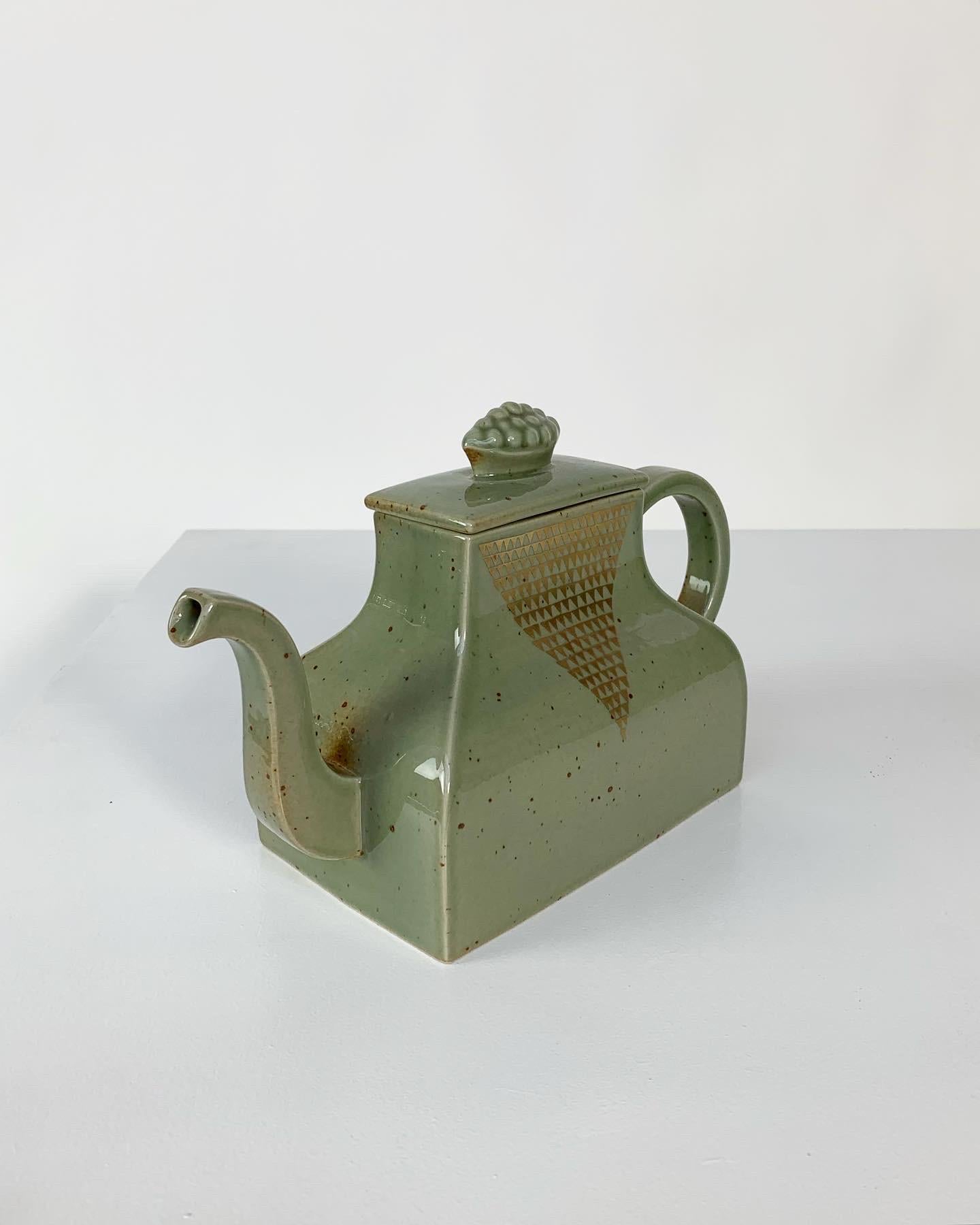 Chinesische Melin-Teekanne aus Steingut von Persson, Rrstrand, Schweden, 1980er Jahre, signiert (Handgefertigt) im Angebot