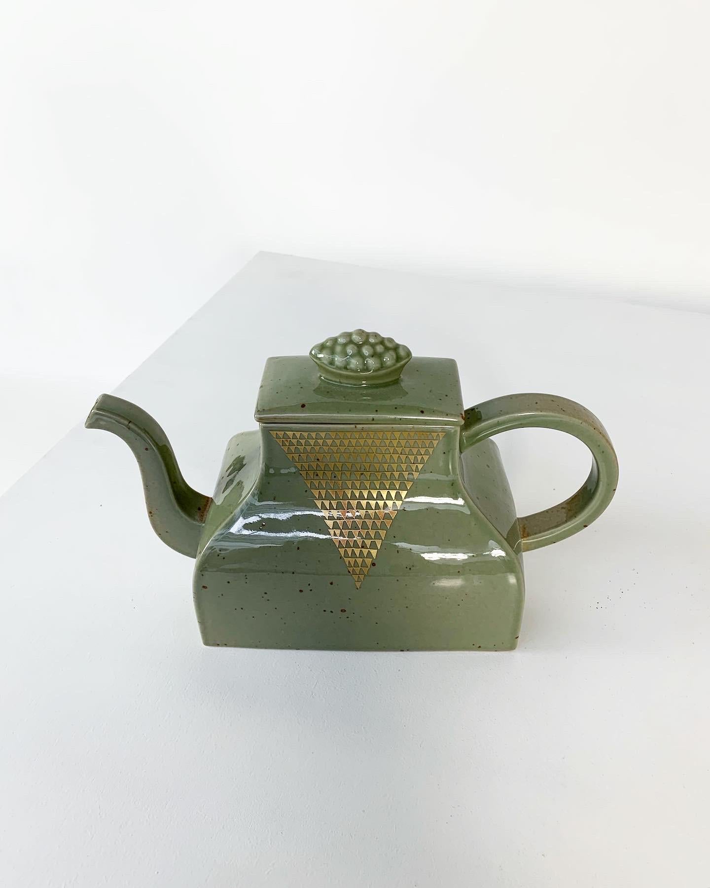 Hand-Crafted Signe Persson Melin Teapot Chinese Model Stoneware Rörstrand, Sweden, 1980s For Sale