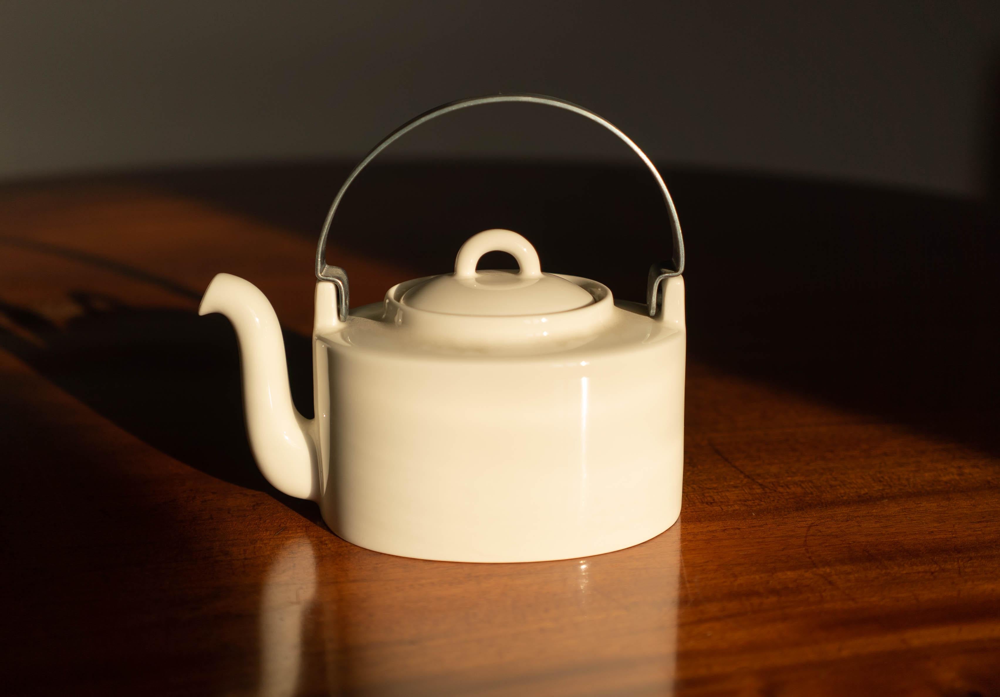 Swedish Signe Persson Melin Teapot for Design house Stoneware Sweden, 1990s