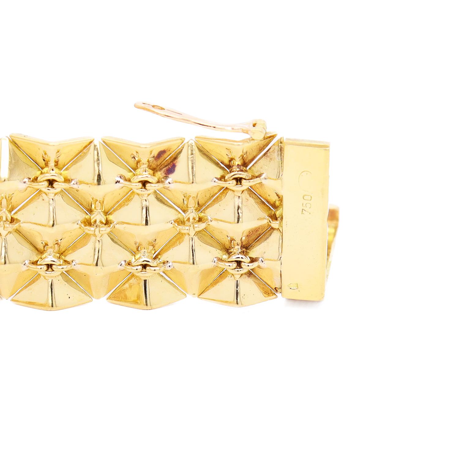 Bracelet en or et pierres multiples signé Gubelin L'Enfant 18K Attribué en vente 8