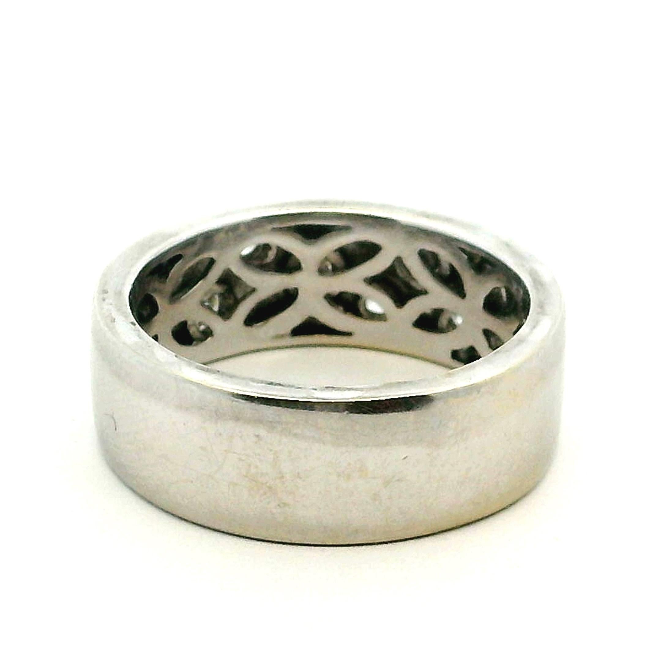 Bracelet en or blanc 18K signé, diamants épars, 1,05 carat au total Excellent état - En vente à Miami, FL