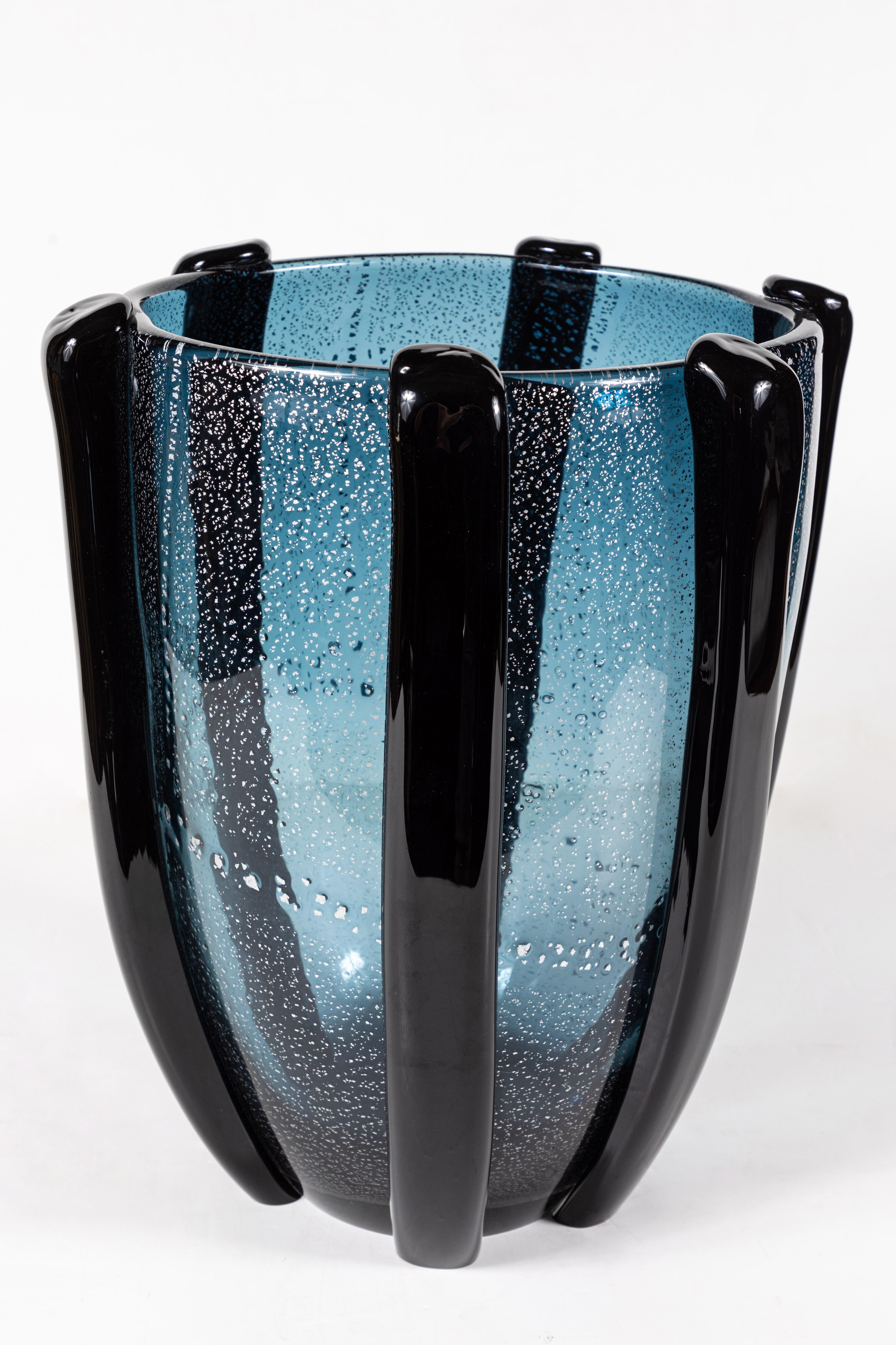 Signed, 1960's Navy, Murano Vase In Good Condition In Newport Beach, CA