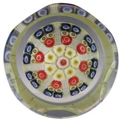 FIRMATO 1977 Strathearn Millefiori Spoke sfaccettato in vetro giallo Fermacarte