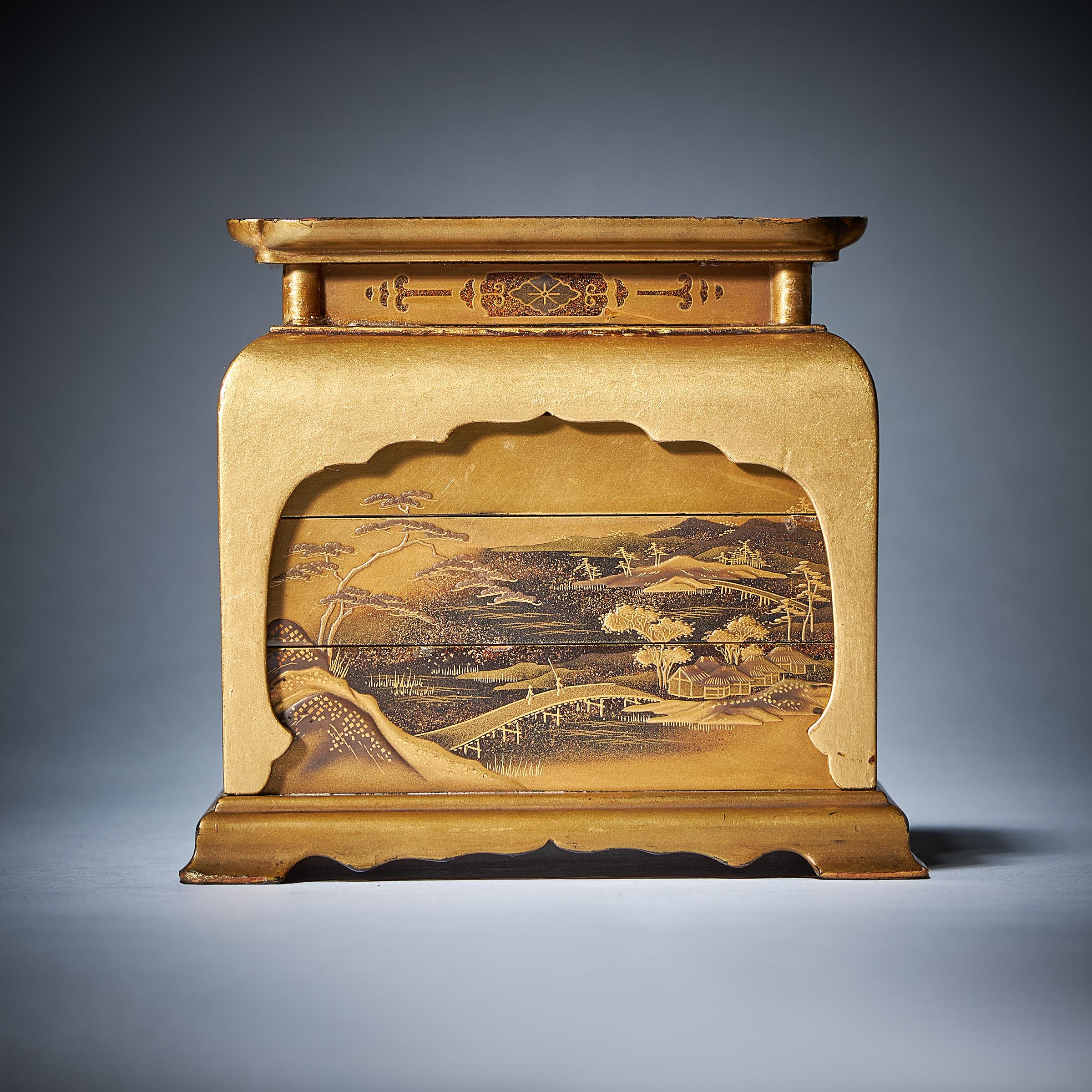 Signed Mid 19th C. Edo/Meiji Period Miniature Lacquer Stacking Cabinet, Japan In Good Condition For Sale In Oxfordshire, United Kingdom