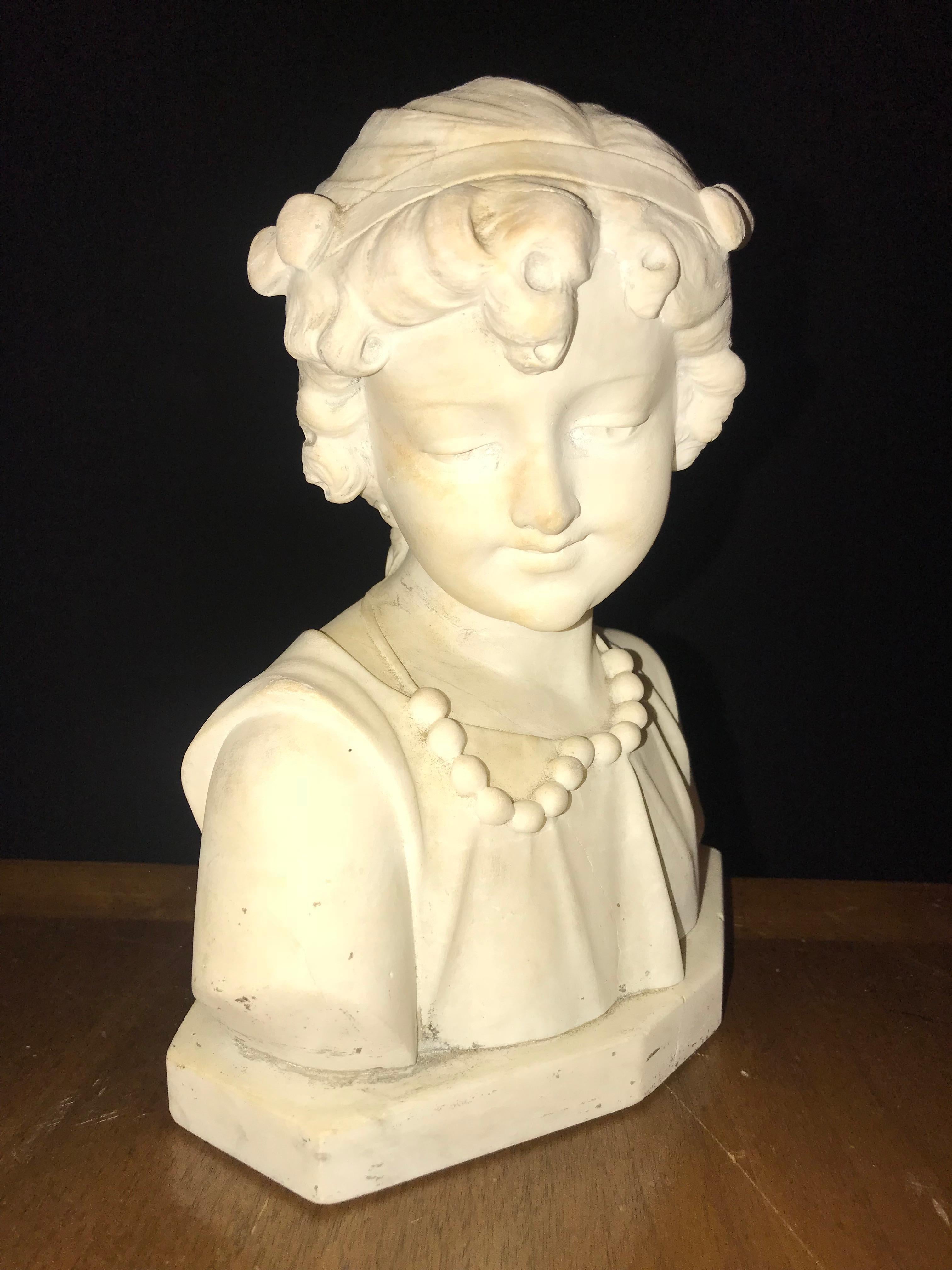 Belle Époque French Design, Belle Epoque, Bust of Girl, White Marble, France, 19th C. For Sale