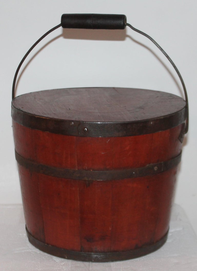 Signed 19th Century Shaker Painted Bucket For Sale at 1stdibs