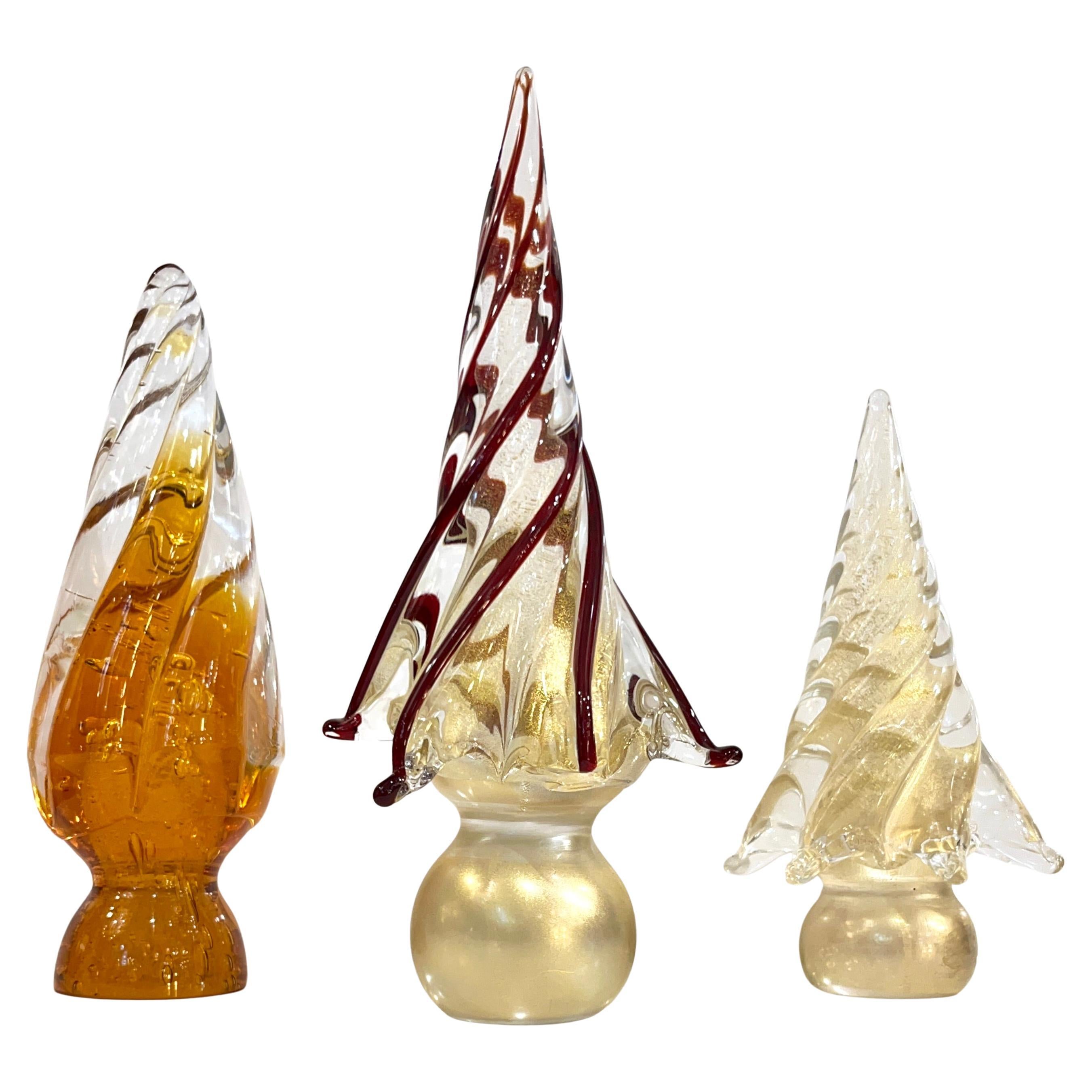 Signiert 3 Italienische Vintage Gold Bernstein Rot Murano Glas Weihnachtsbaum Skulpturen im Angebot