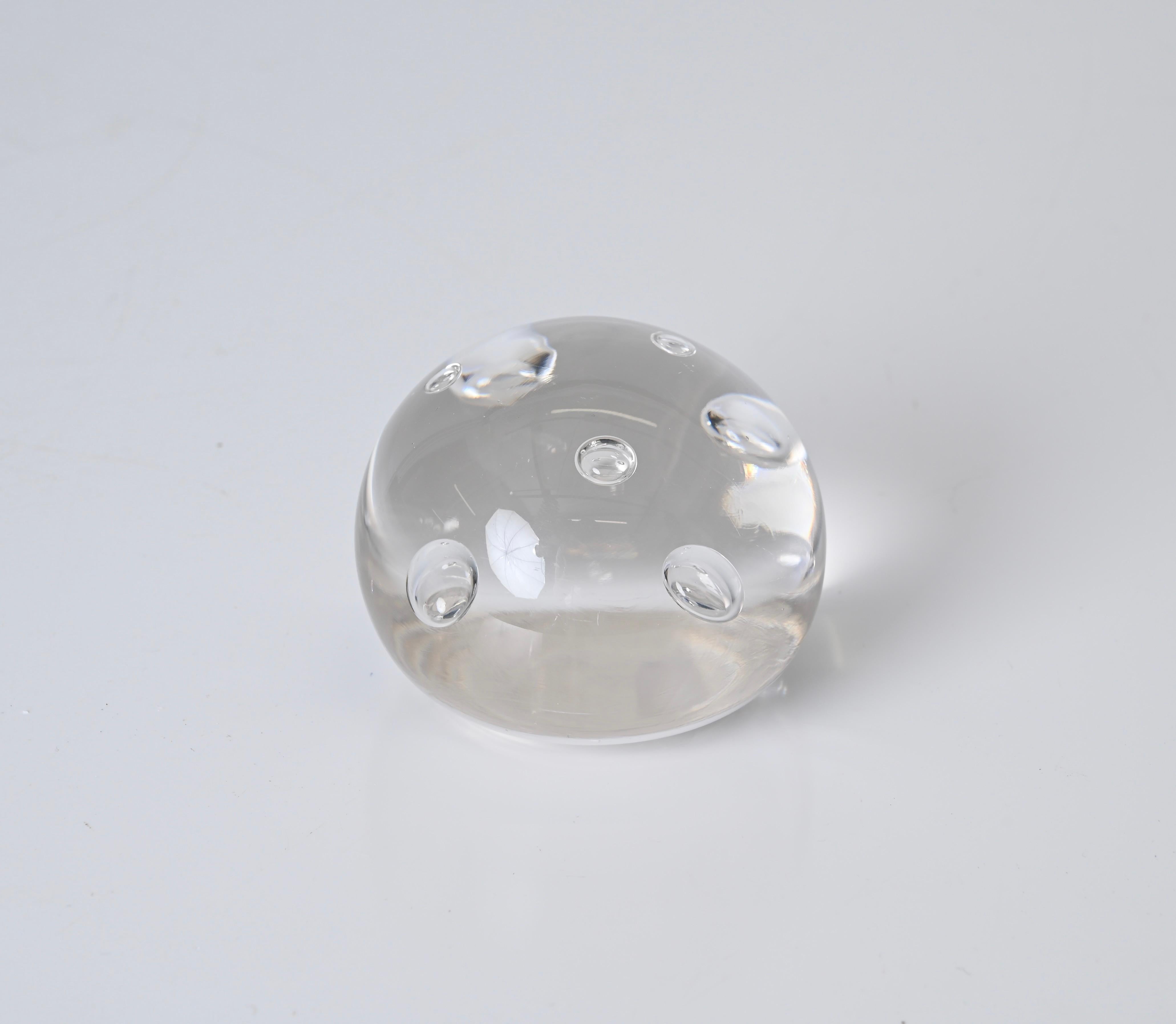 Signed A. Seguso Spherical Paperweight in Murano Bubble Glass, Italy 1960s For Sale 7