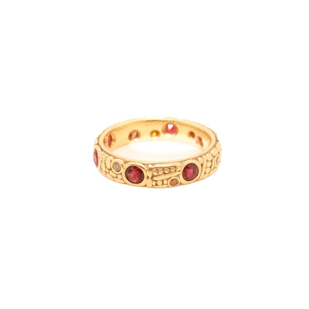Round Cut Signed Alex Sepkus 18k Gold, Yellow Diamond, & Garnet Engraved Band Ring For Sale