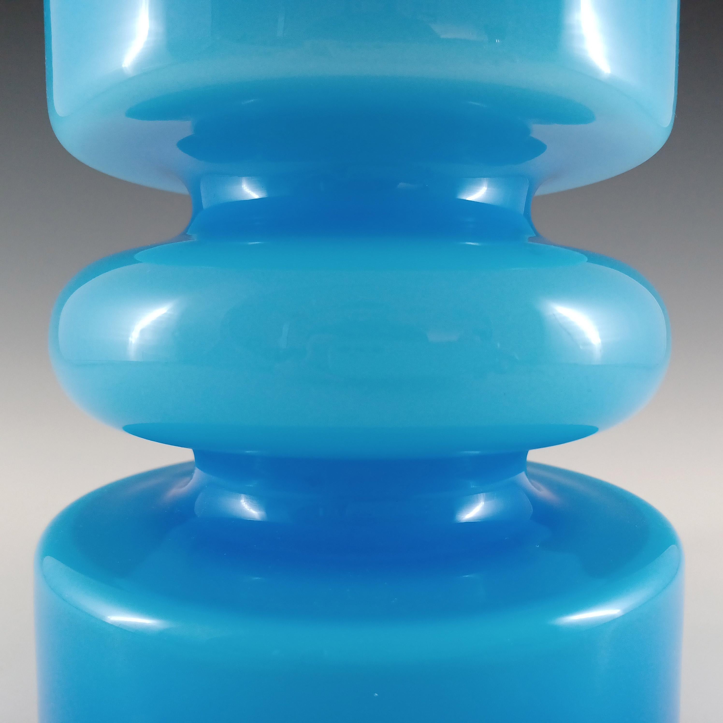 Jarrón con aro de cristal estuchado azul Alsterfors FIRMADO por Per Ström finales del siglo XX en venta