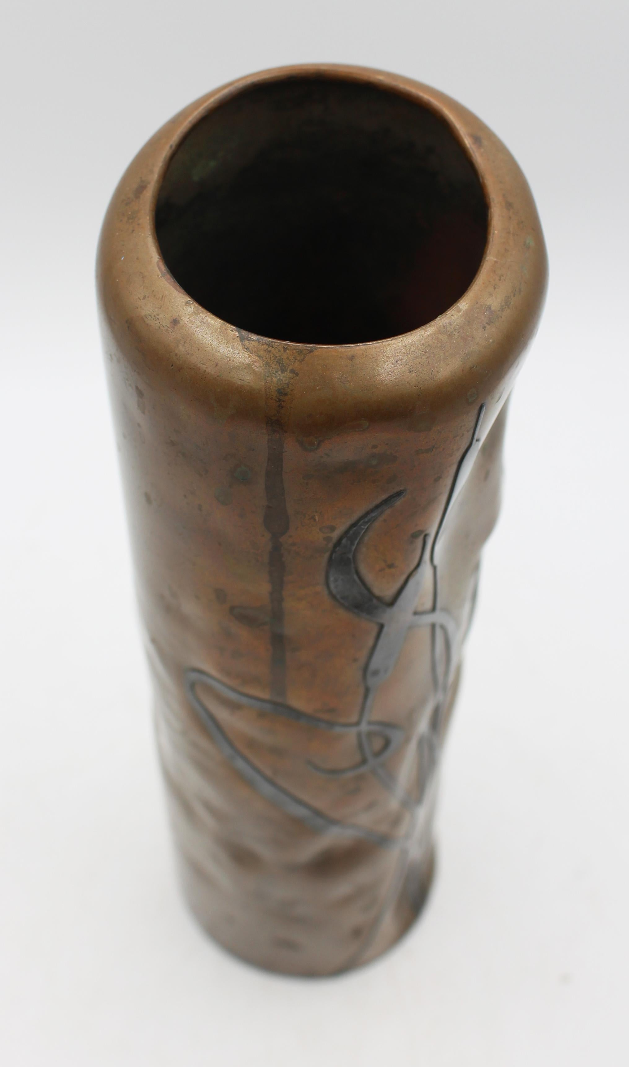 Arts and Crafts Firmato e datato 1912 Heintz Metal Co Sterling Cattails su vaso di bronzo in vendita