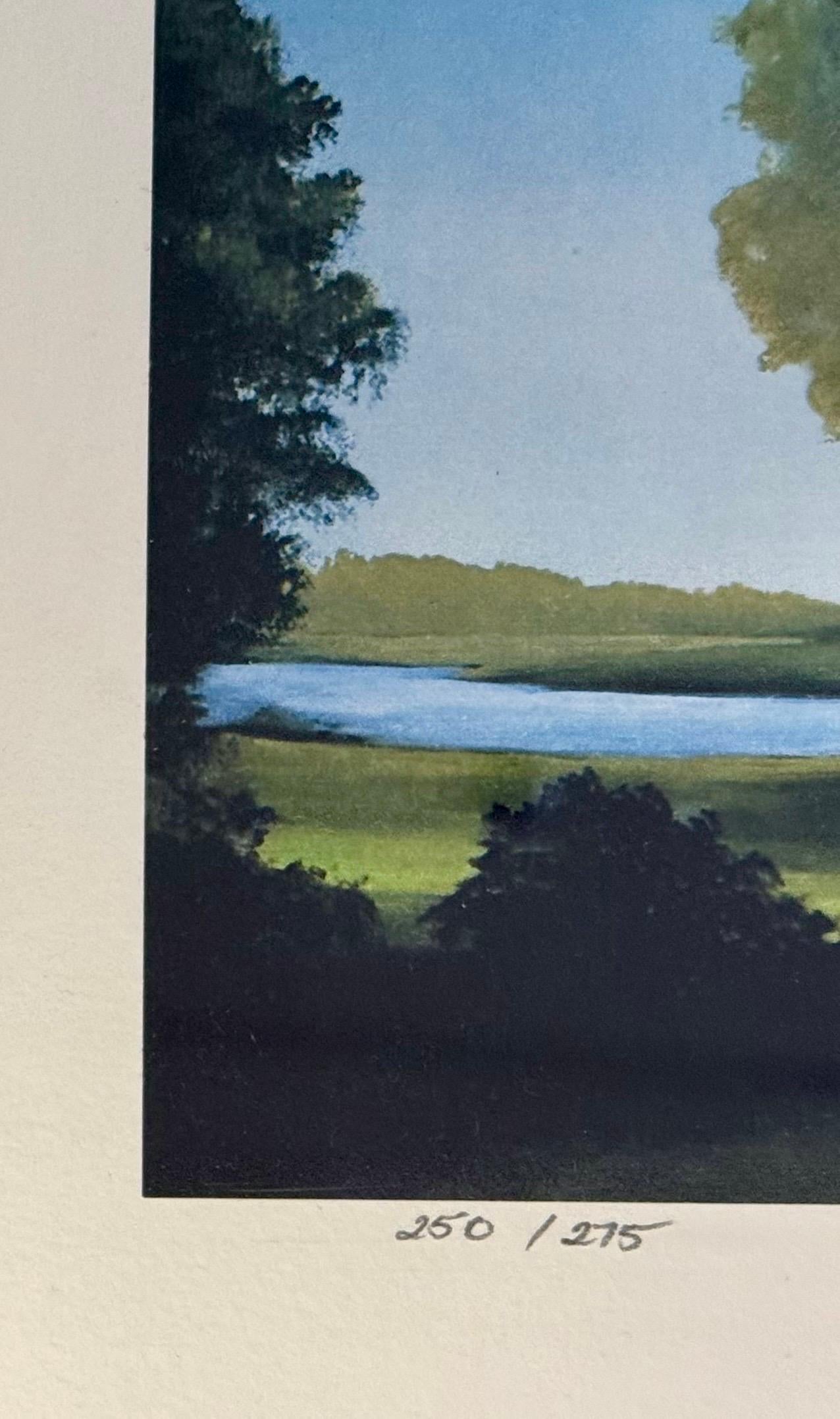 Entdecken Sie eine skurrile, von Richard Deyber signierte Lithografie in limitierter Auflage, die einen Esel in einer Telefonzelle zeigt - ein verspielter Kommentar zur modernen Kommunikation.  Siehe Unterschrift und nummerierte Informationen.