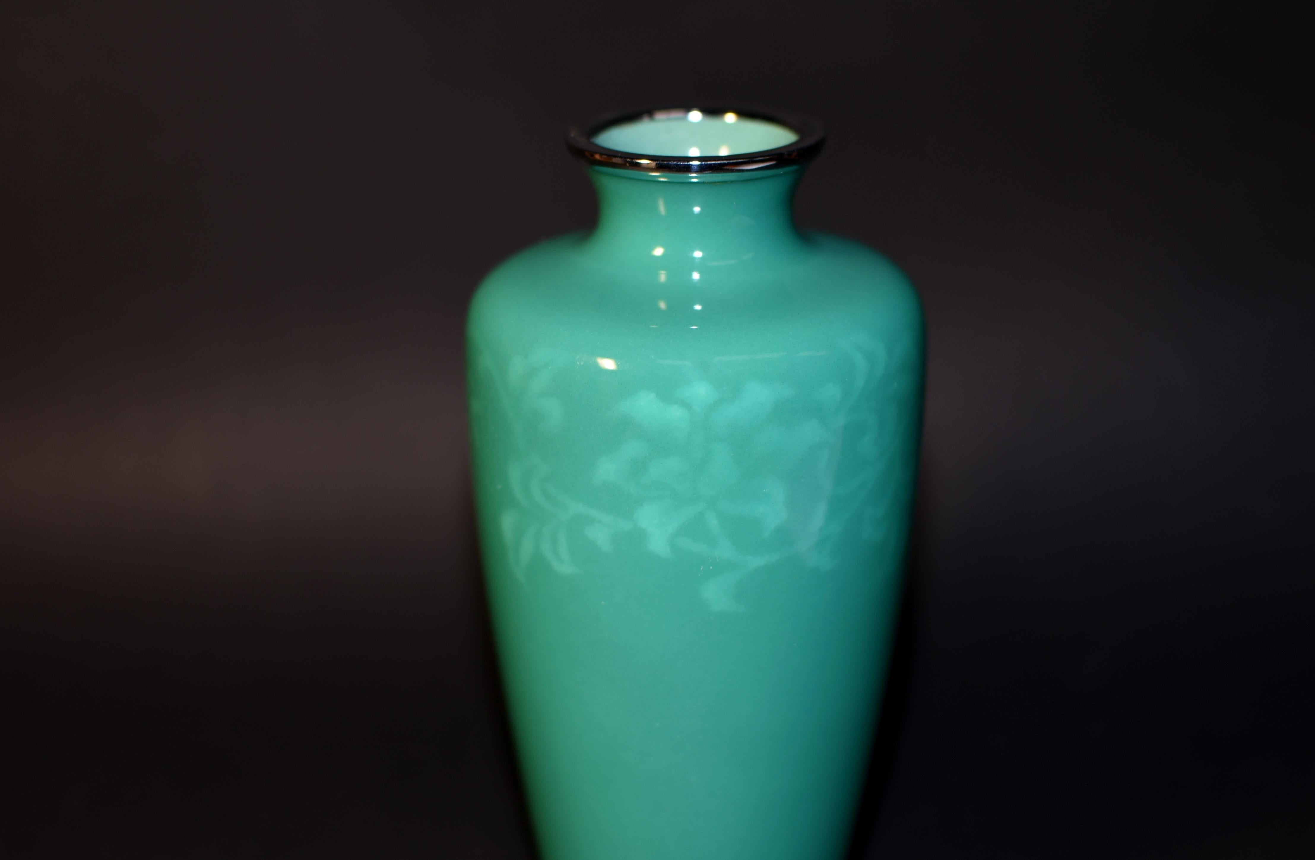 Meiji Signed Ando Jubei Japanese Green Cloisonné Vase Clematis  For Sale
