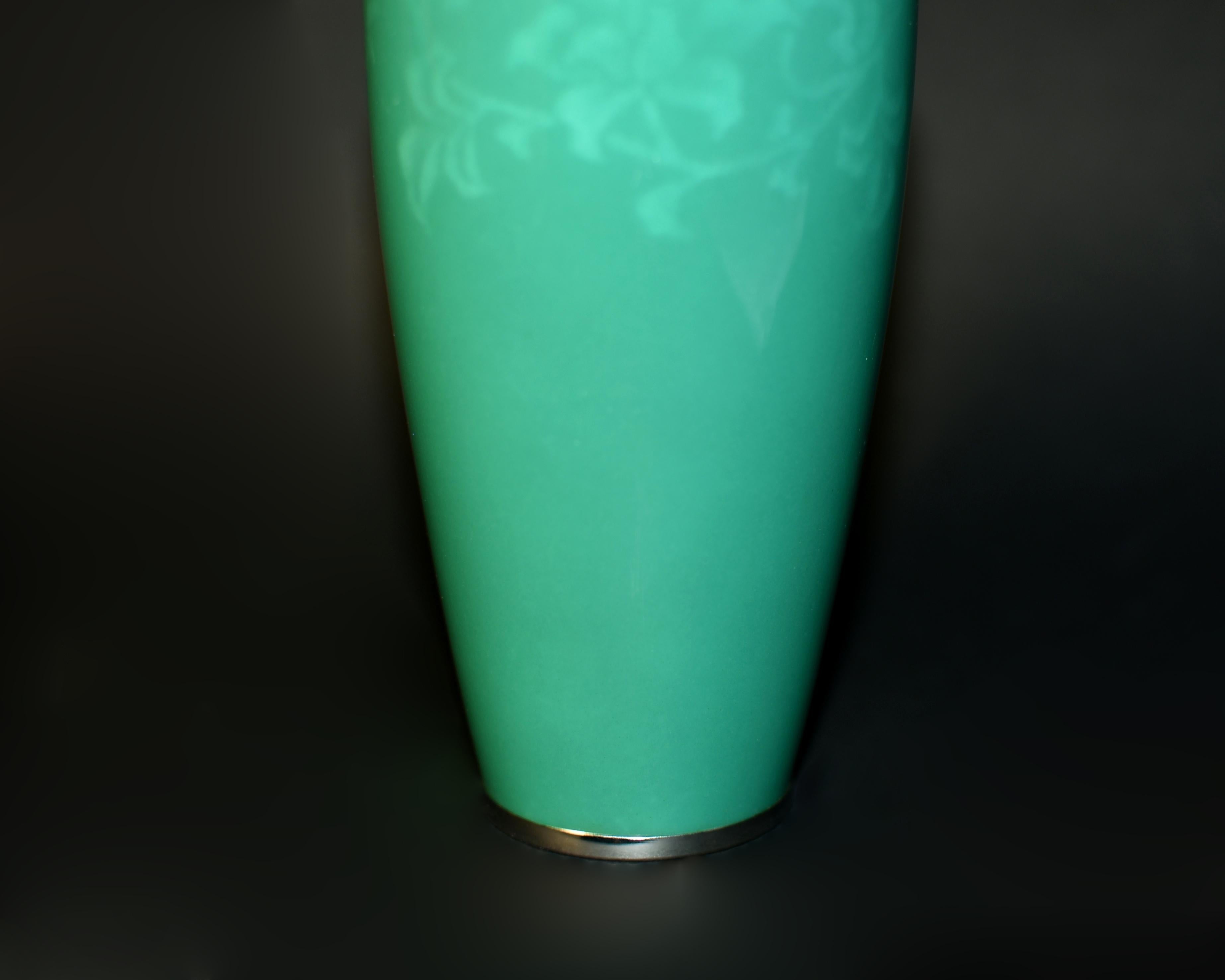 Cloissoné Signed Ando Jubei Japanese Green Cloisonné Vase Clematis  For Sale