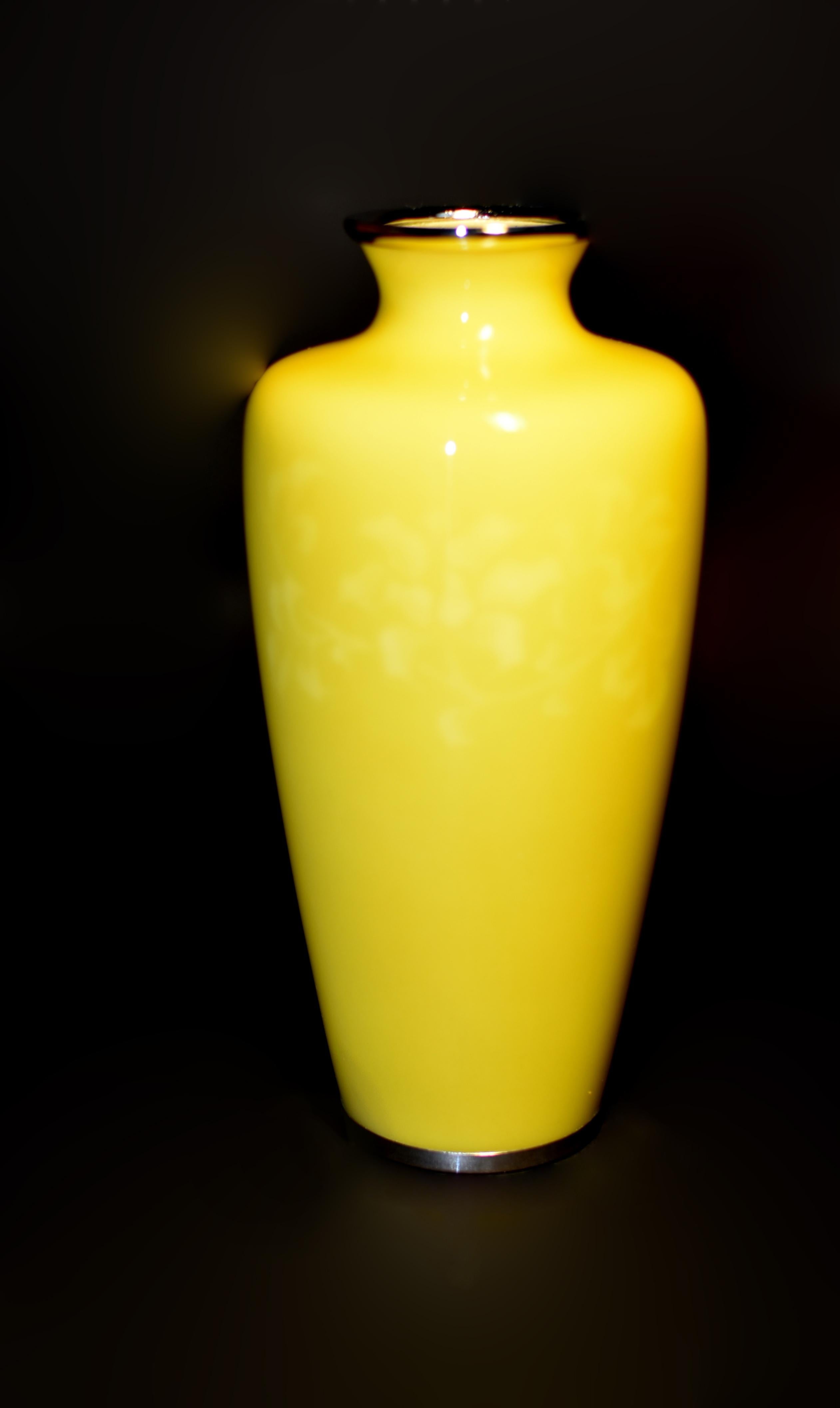 Signed Ando Jubei Japanese Yellow Cloisonné Vase For Sale 7