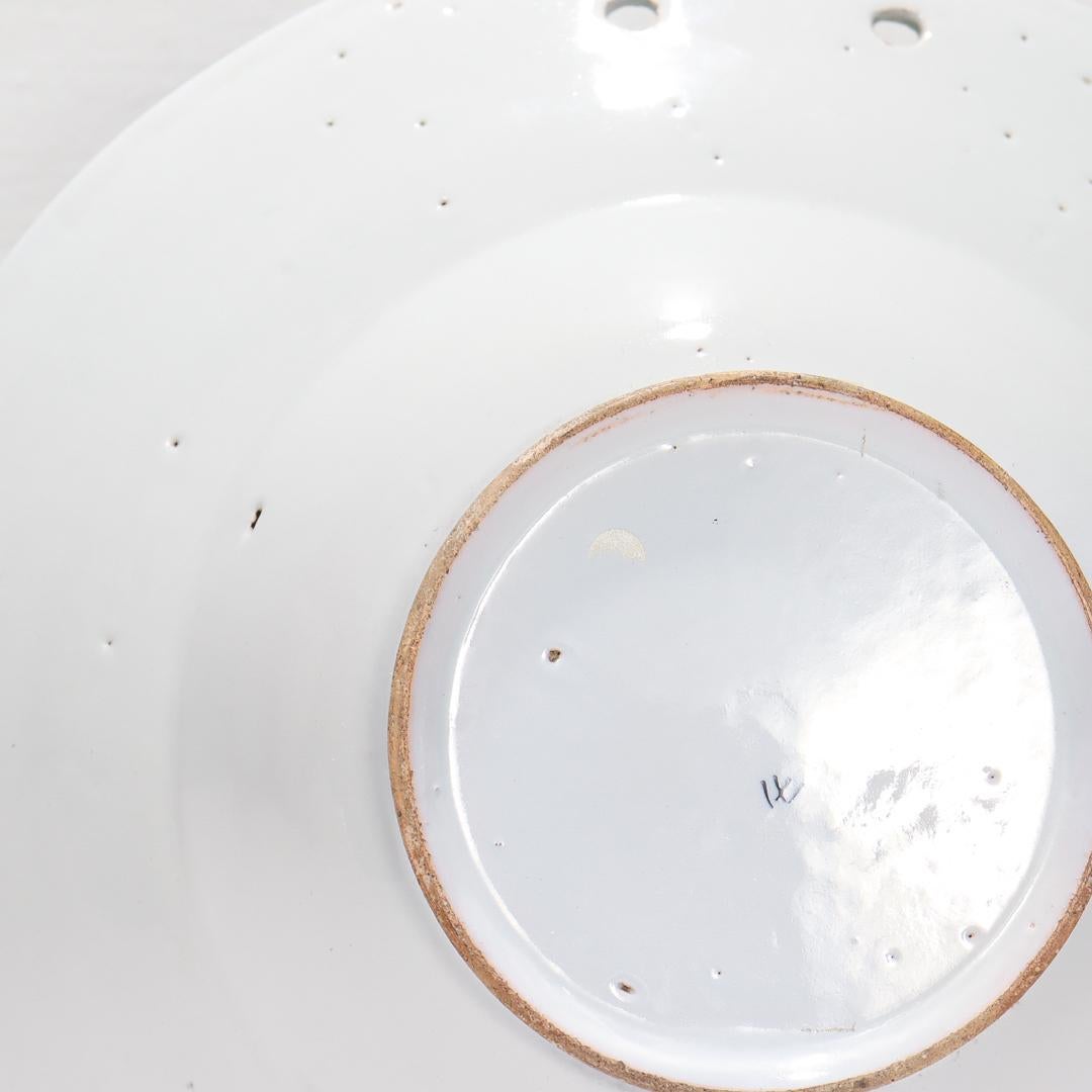Bol à rasage en poterie de Fayence signée, ancienne poterie allemande du 18e siècle à glaçure étain en vente 5