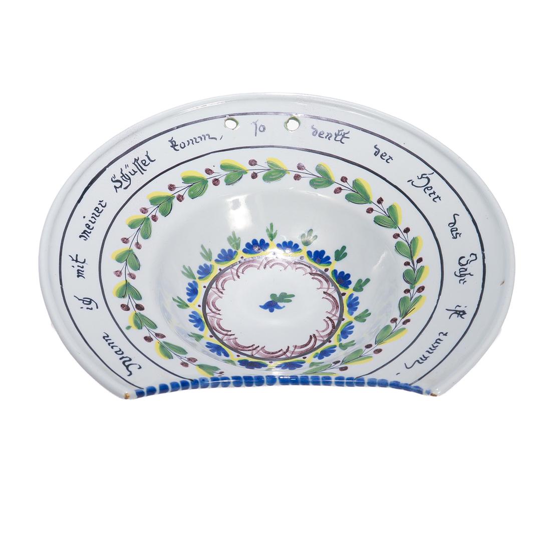 Bol à rasage en poterie de Fayence signée, ancienne poterie allemande du 18e siècle à glaçure étain Bon état - En vente à Philadelphia, PA