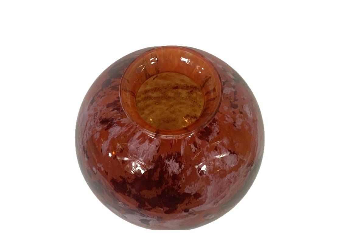 Jarrón de vidrio Art Decó francés firmado Antique Verriere D'Art Lorraine Francés en venta