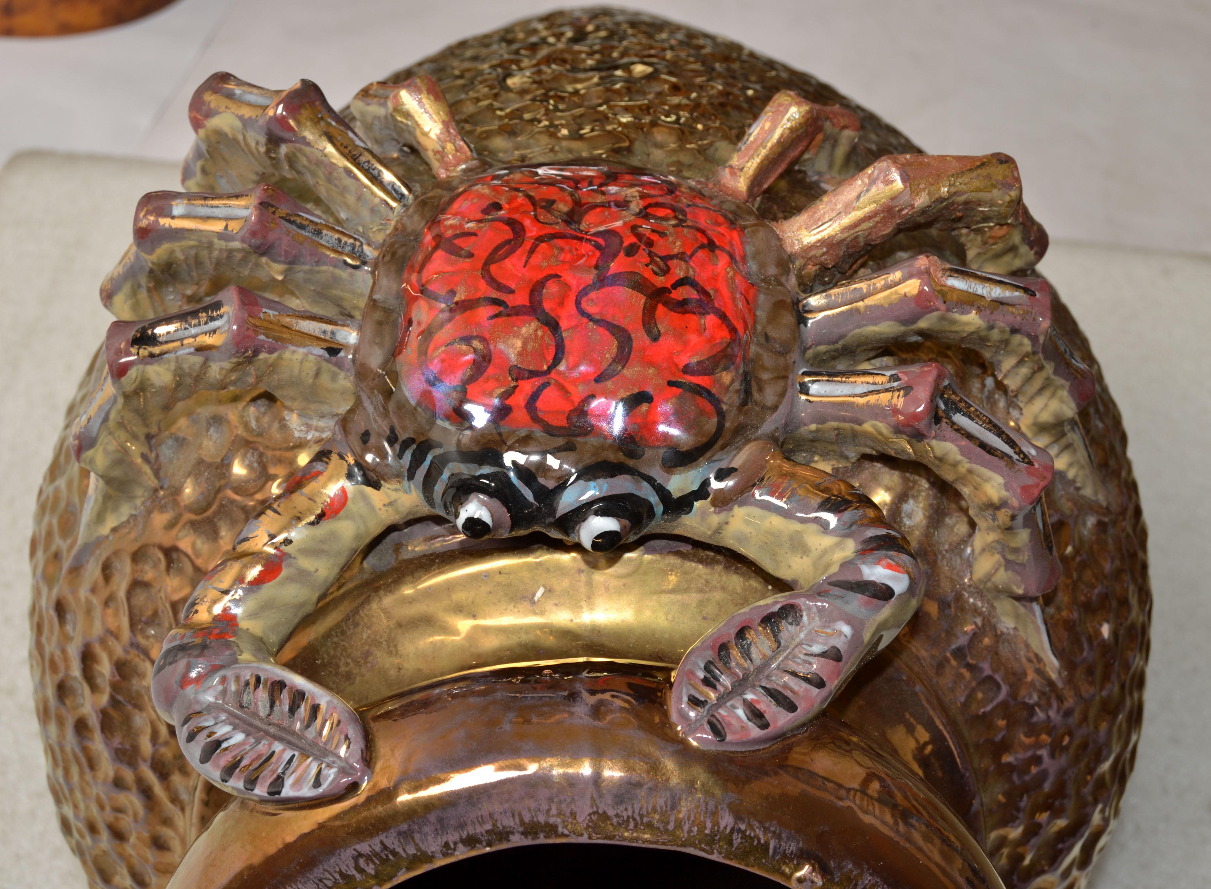 Signed Aretini Majolica Style Hand Painted Gold Ceramic Crab Vase Mediterranean For Sale 5