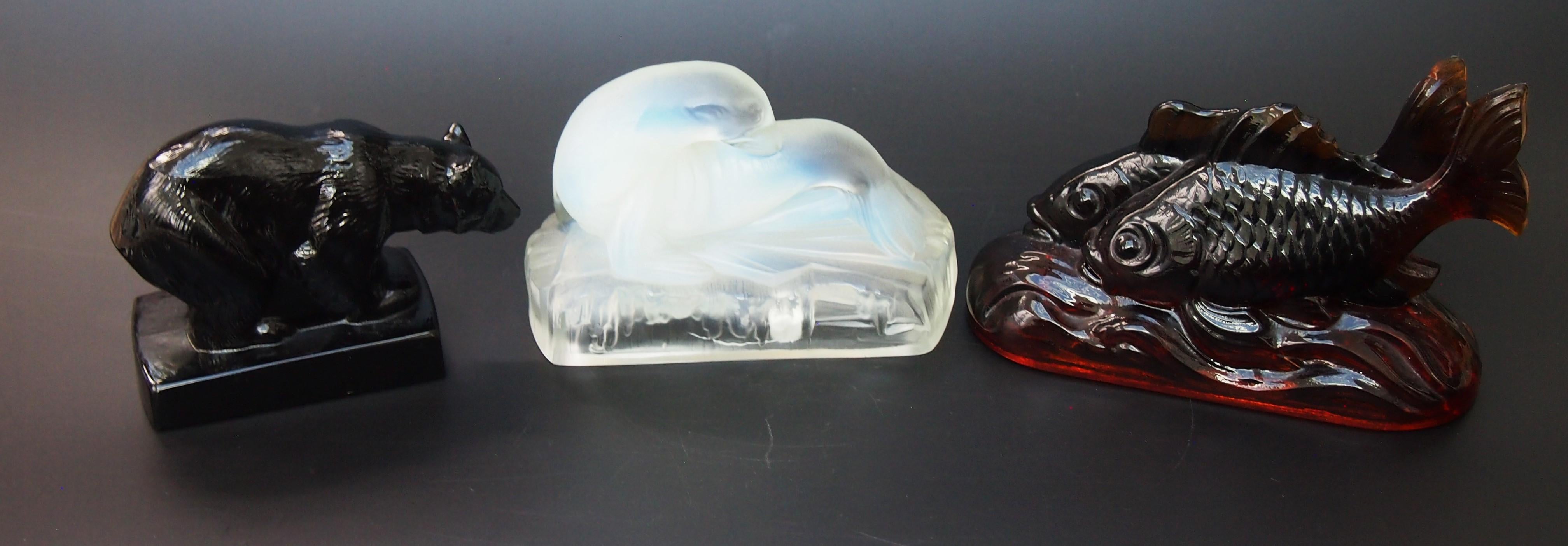 Statuette en verre Art déco représentant un sceau d'opale signé J A Jobling, vers 1935 en vente 4