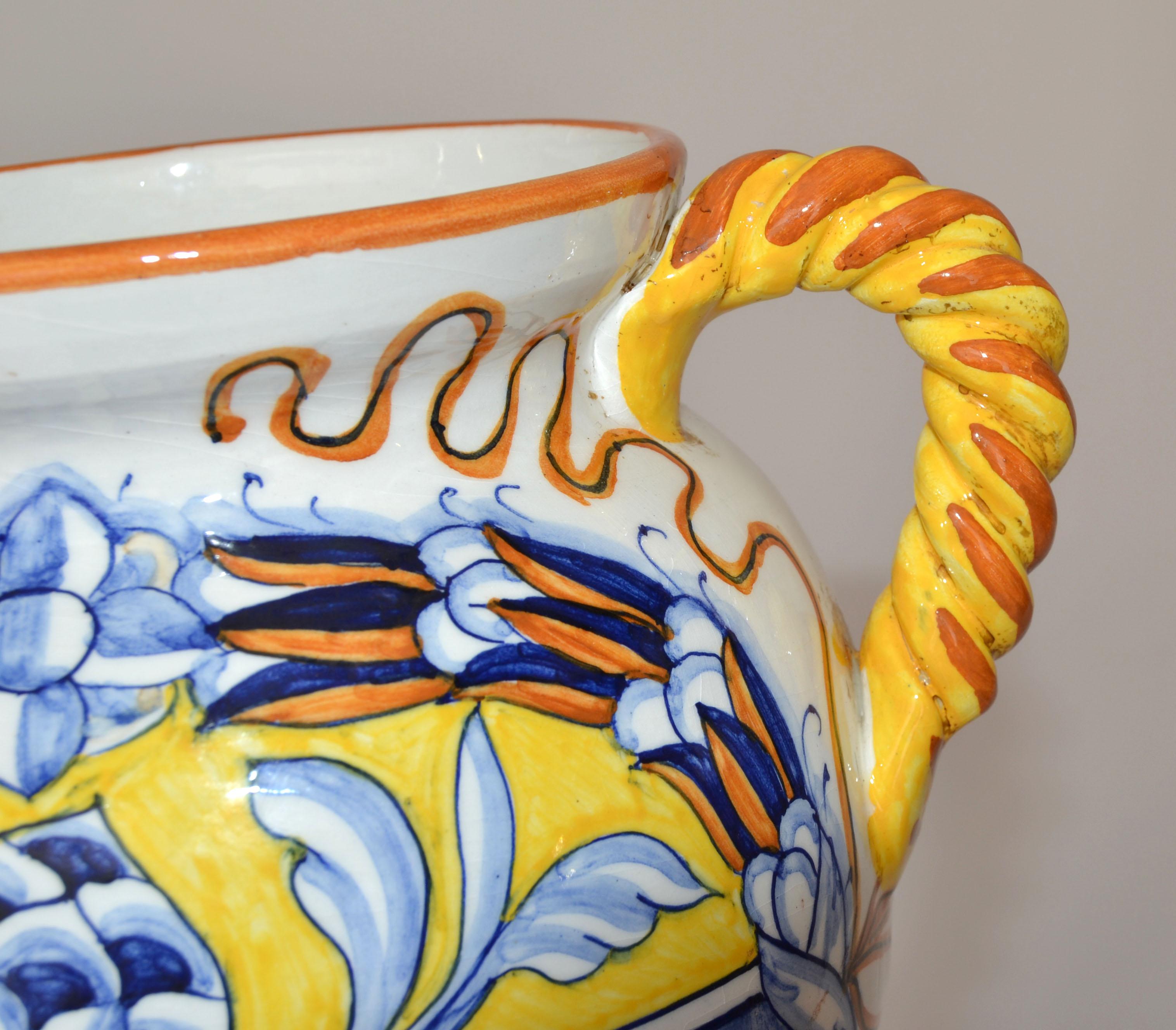 XX secolo Vaso in ceramica dipinto a mano firmato Artistica Pottery Mediterranean Folk Art Italia in vendita