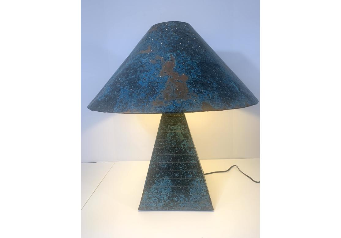 Arts and Crafts Signed Arts & Crafts Artisan Verdigris Copper Table Lamp en vente