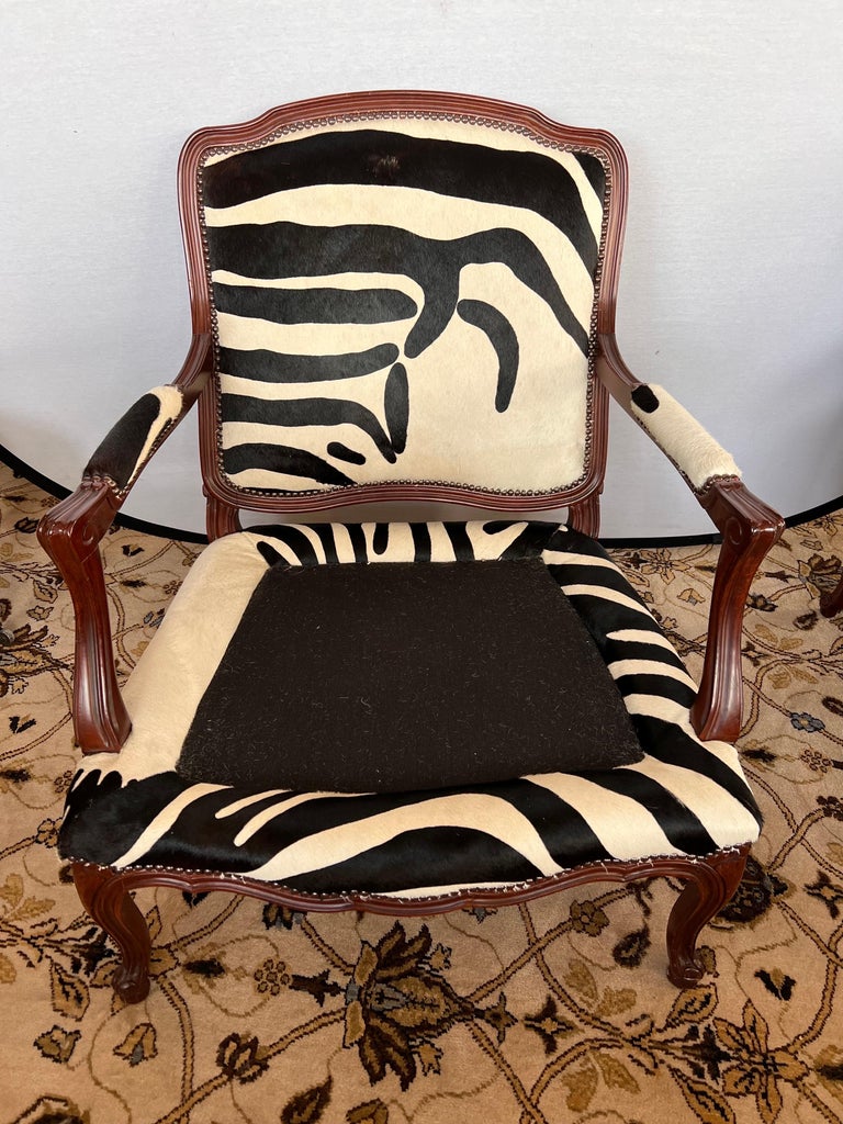 20th Century Baker Furniture Mahogany Bergere Chair Newly Upholstered in Calfskin Zebra Print For Sale