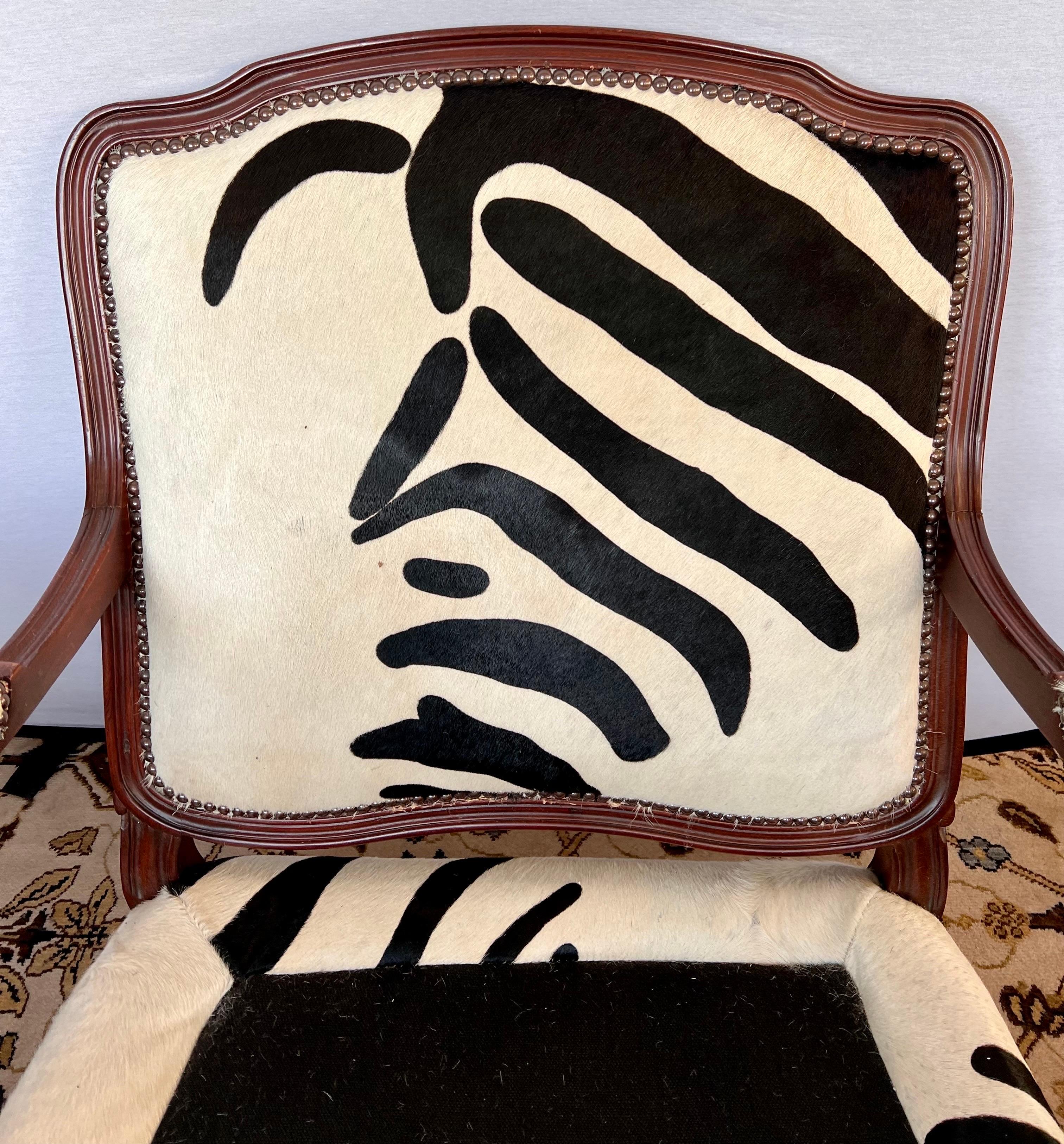 Baker Furniture Mahogany Bergere Chair Newly Upholstered in Calfskin Zebra Print In Good Condition In West Hartford, CT