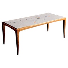Mesa baja de mosaico sobre base de madera, firmada por Berthold Muller, Alemania, 1958