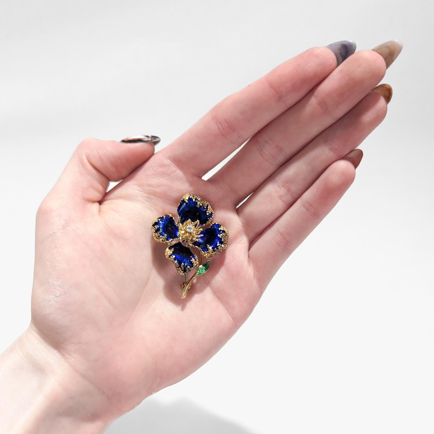 Round Cut Signed Birks Mid-Century Modern 18K Yellow Gold, Enamel, & Diamond Flower Brooch For Sale