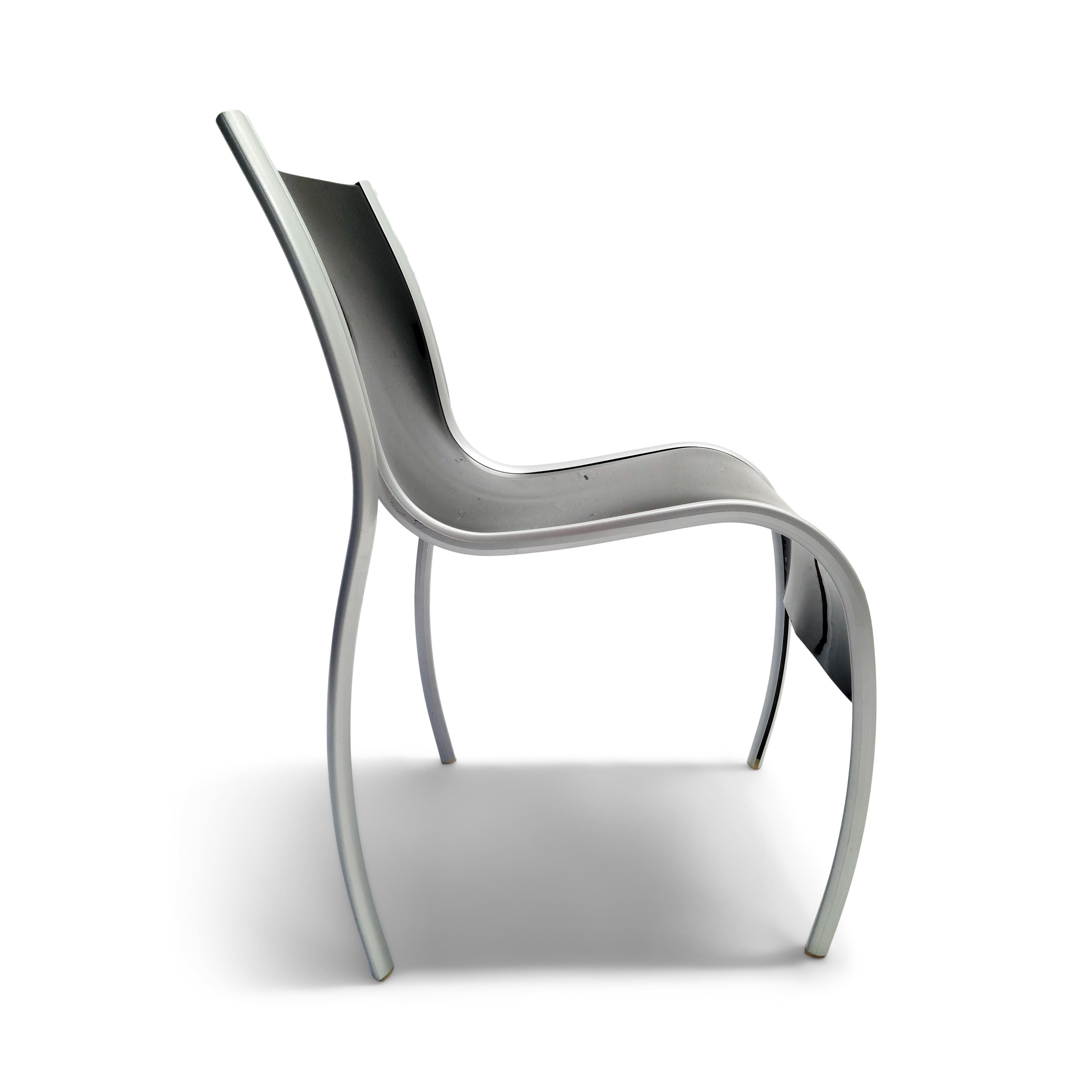 Schwarzer FPE-Stuhl von Ron Arad für Kartell, signiert (Postmoderne) im Angebot