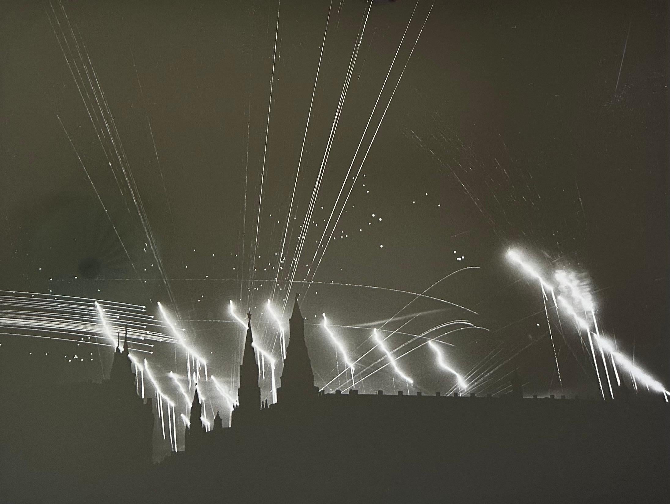 Signierte Schwarz-Weiß-Fotografie 