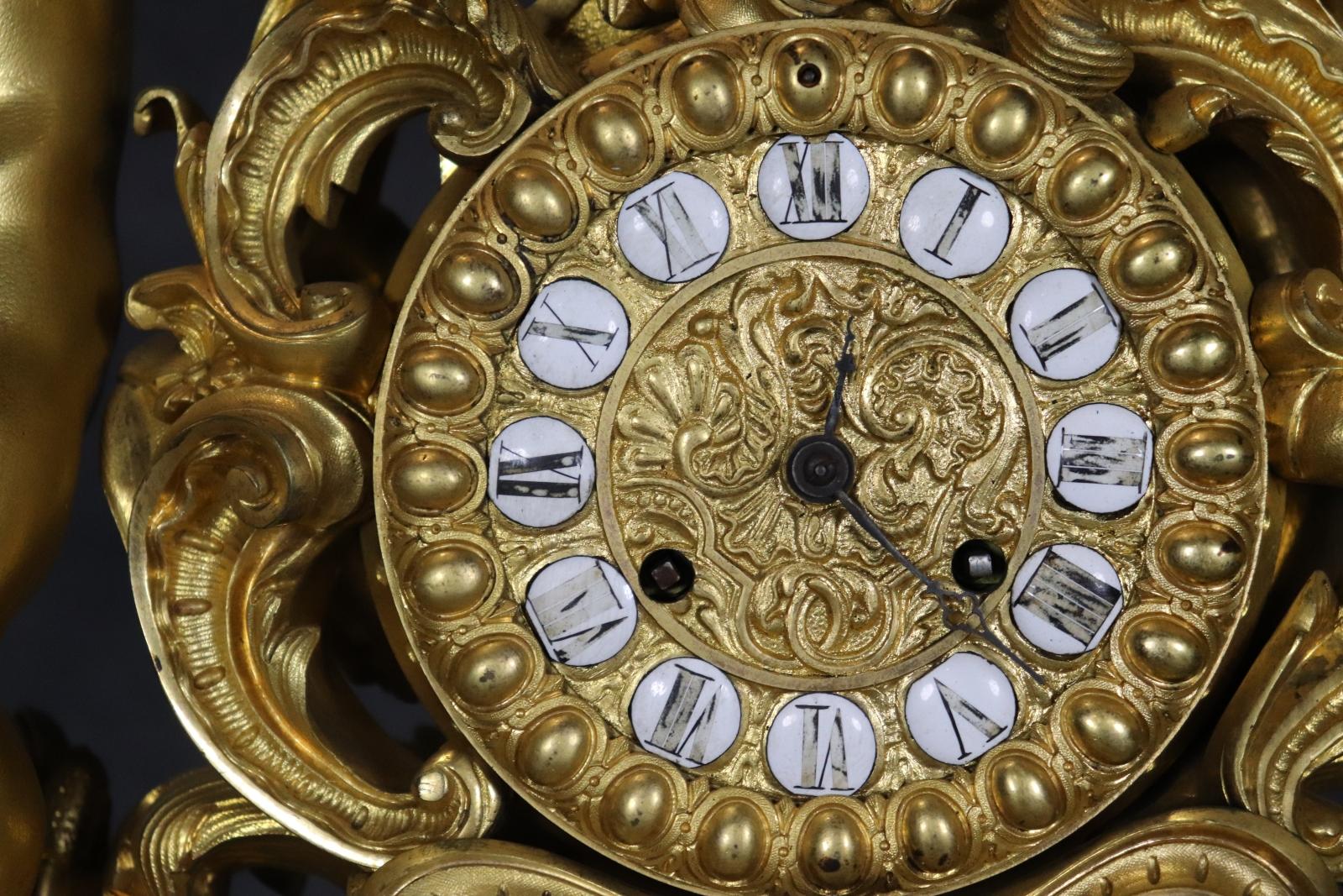 Signed Bronze Pierre-Philippe Thomire of Paris Clock Putti Cherub Clock Set For Sale 1