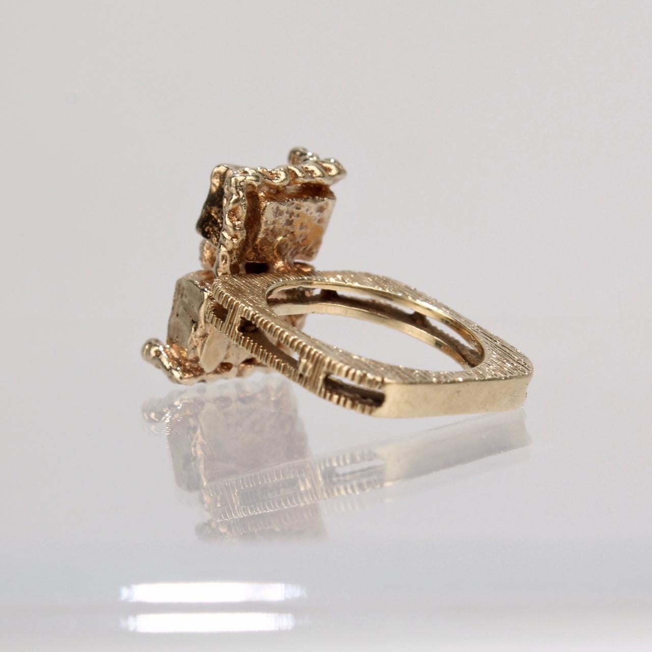 Signed Brutalist 10 Karat Gold Cocktail Ring In Good Condition For Sale In Philadelphia, PA